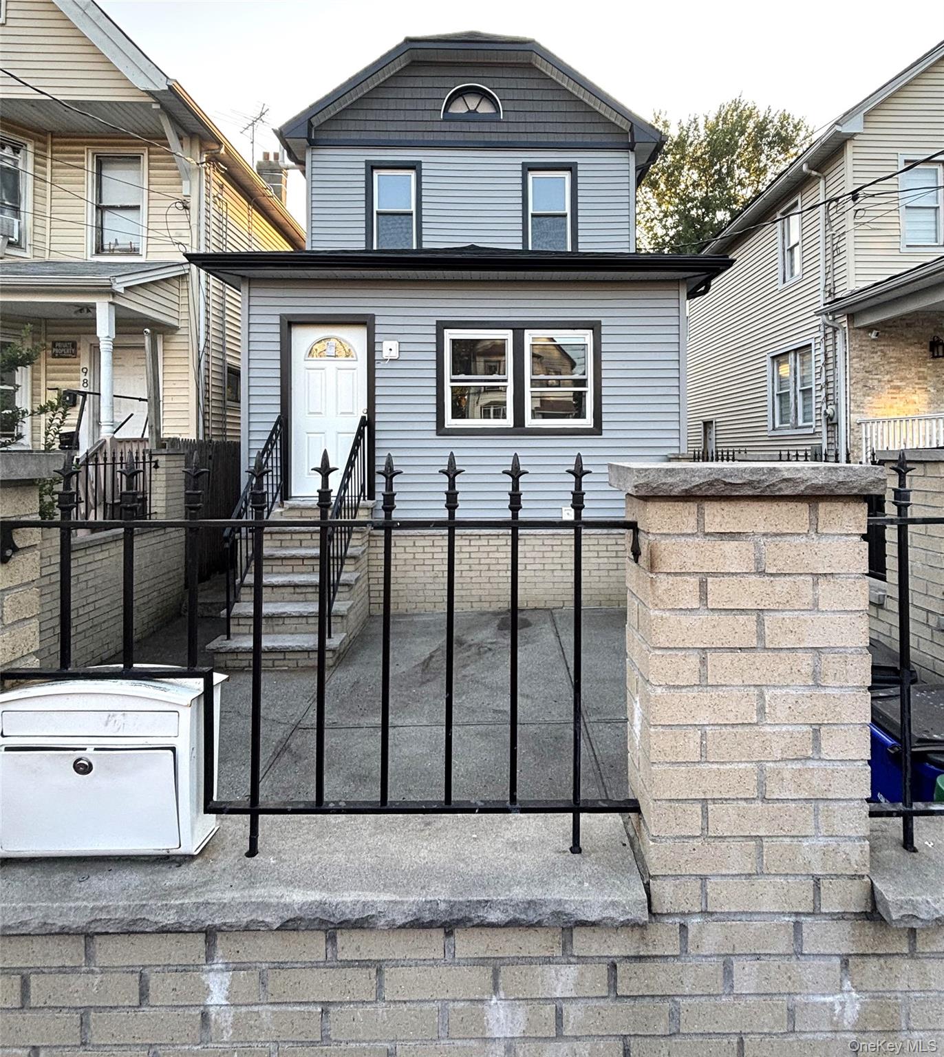 94 Lockman Avenue, Staten Island, NY 10303