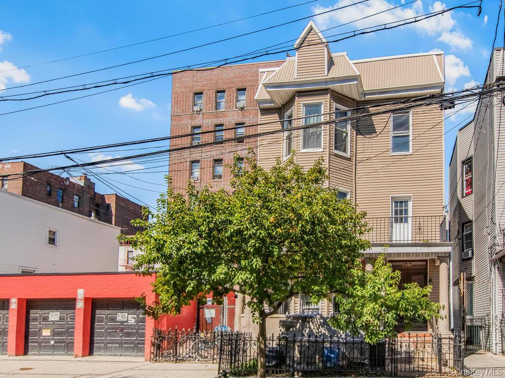 2581 Marion Avenue, Bronx, NY 10458