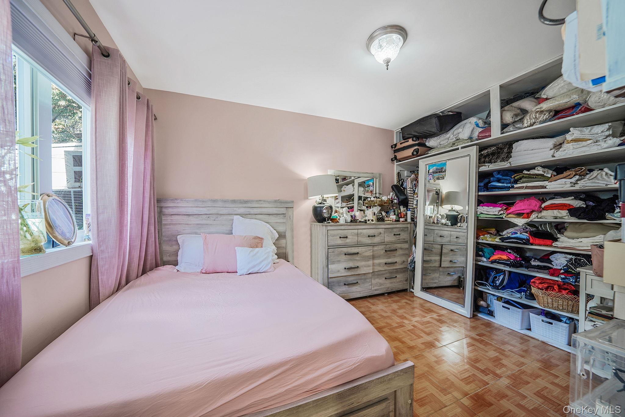 91-26 110th Street, Richmond Hill, NY 11418