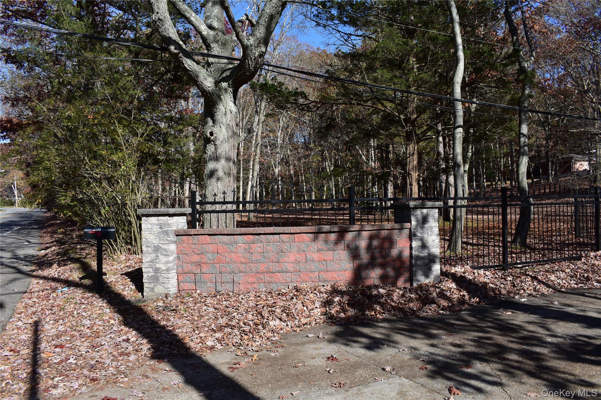 200 Bagatelle Road, Melville, NY 11747