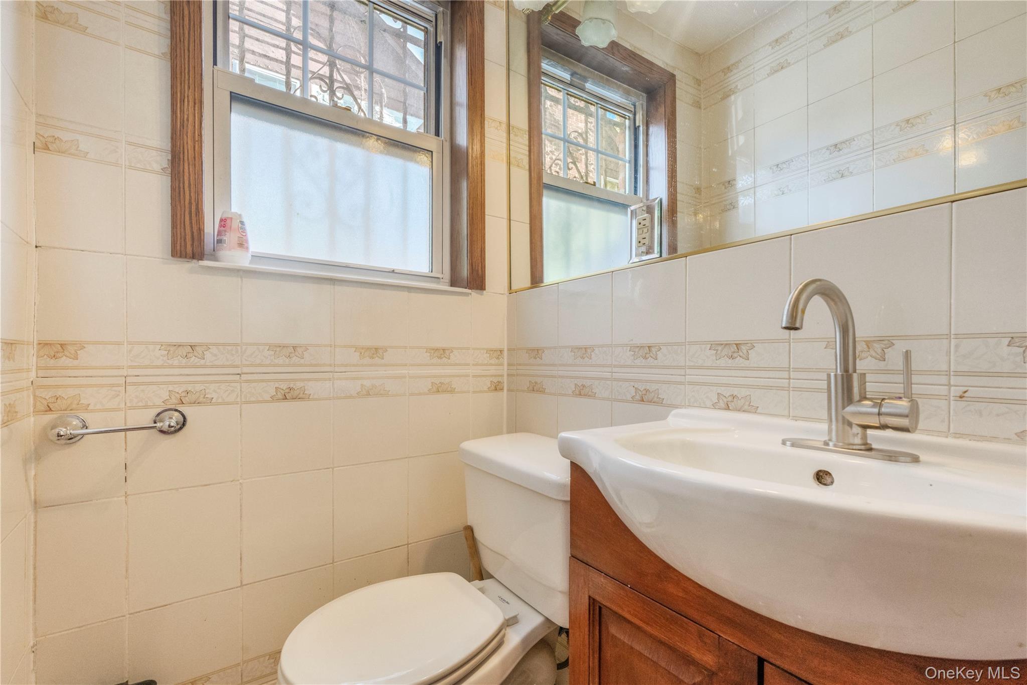 6324 Alderton Street, Rego Park, NY 11374