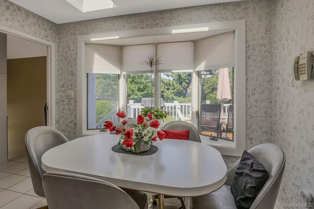 20 Steuben Drive, Jericho, NY 11753