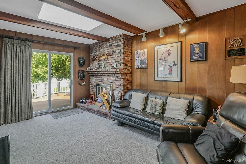 20 Steuben Drive, Jericho, NY 11753