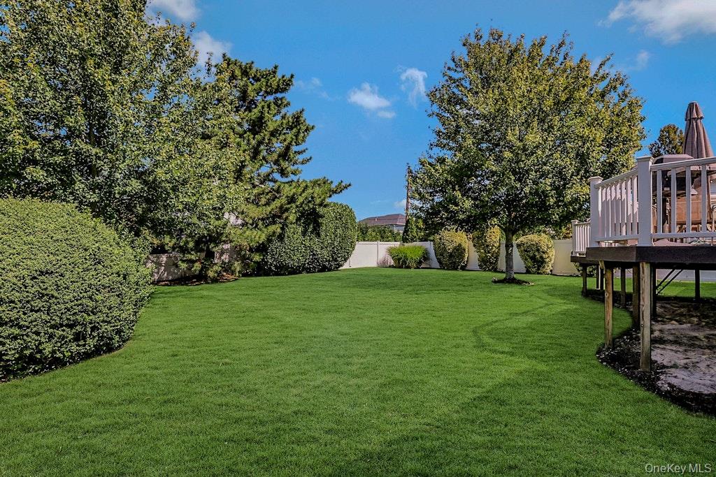 20 Steuben Drive, Jericho, NY 11753