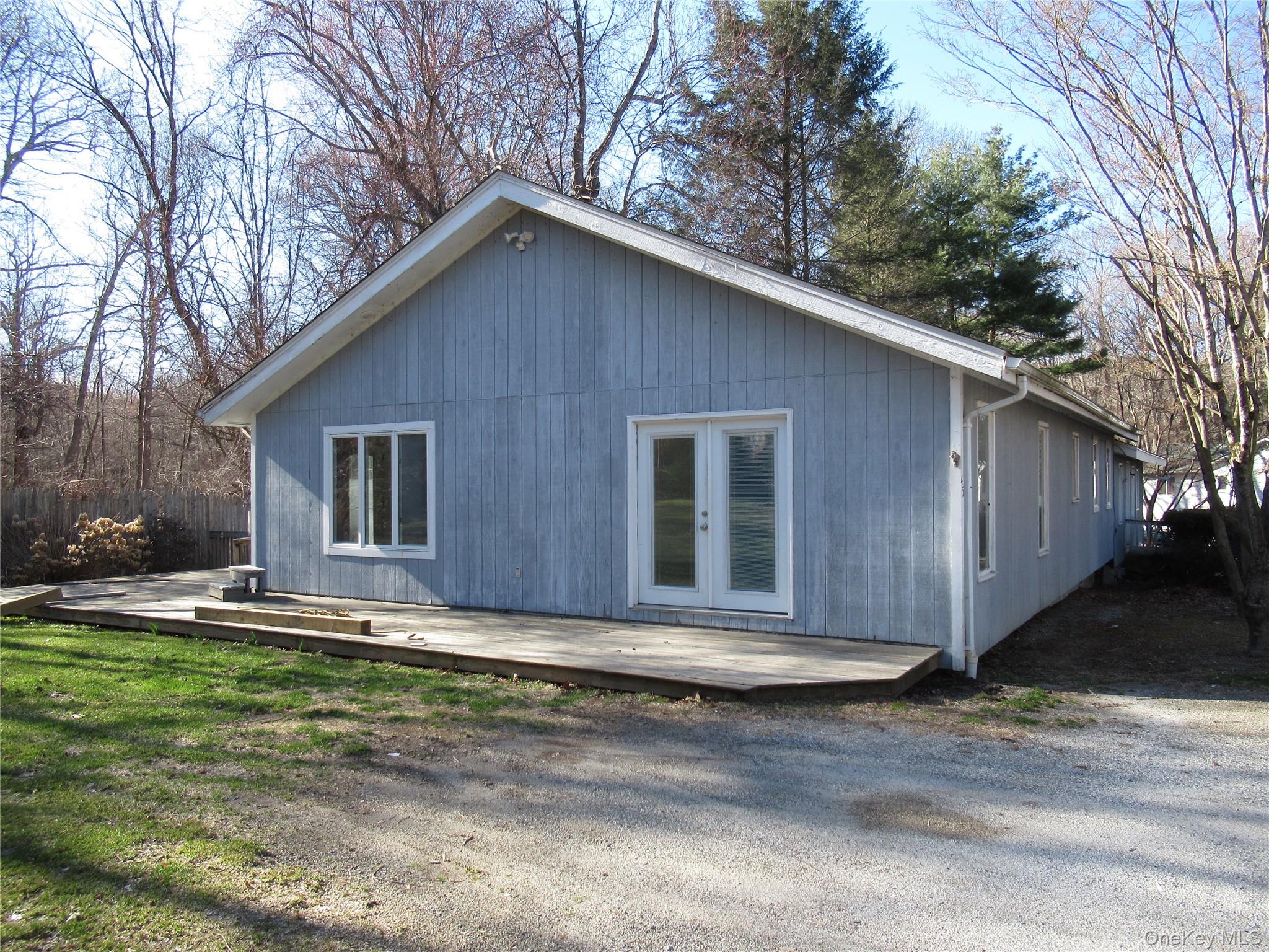 49 Lakeview Drive, Holmes, NY 12531