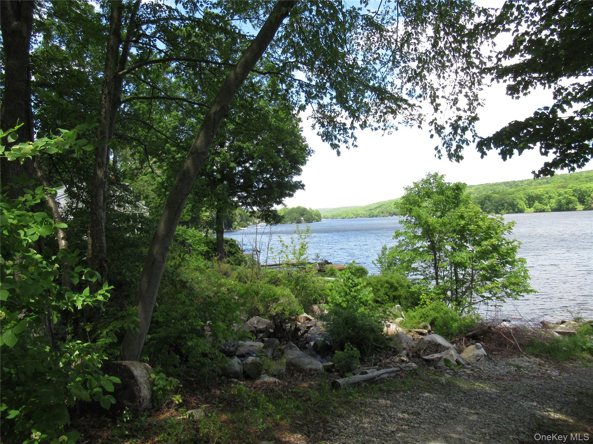 49 Lakeview Drive, Holmes, NY 12531