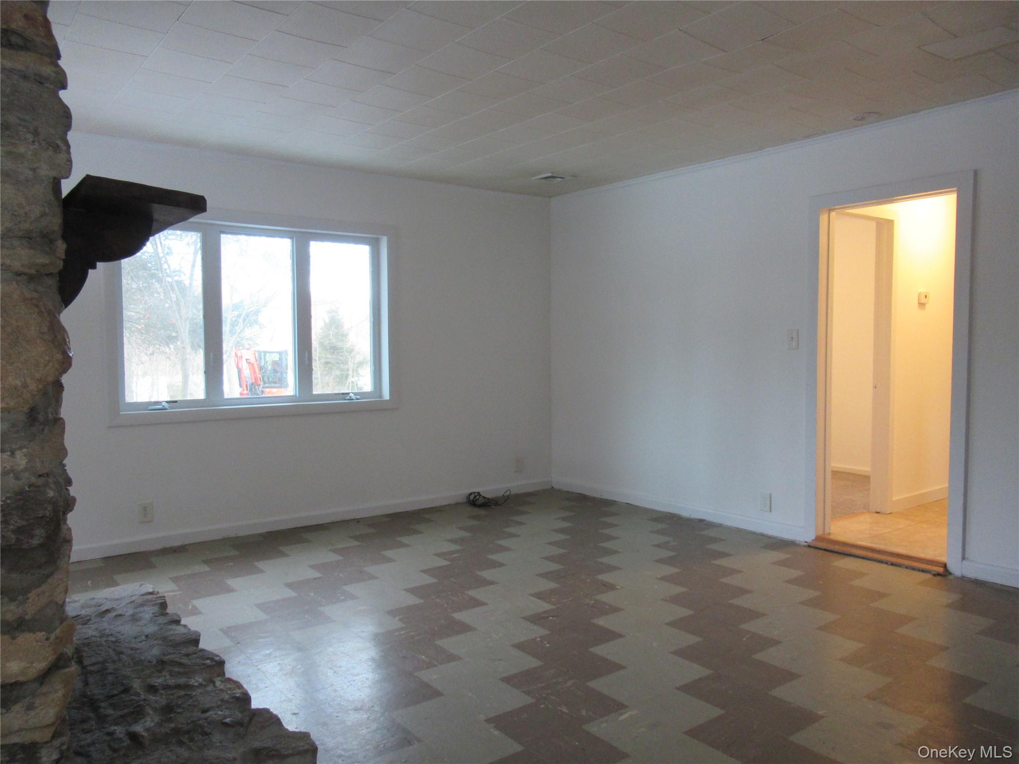 49 Lakeview Drive, Holmes, NY 12531