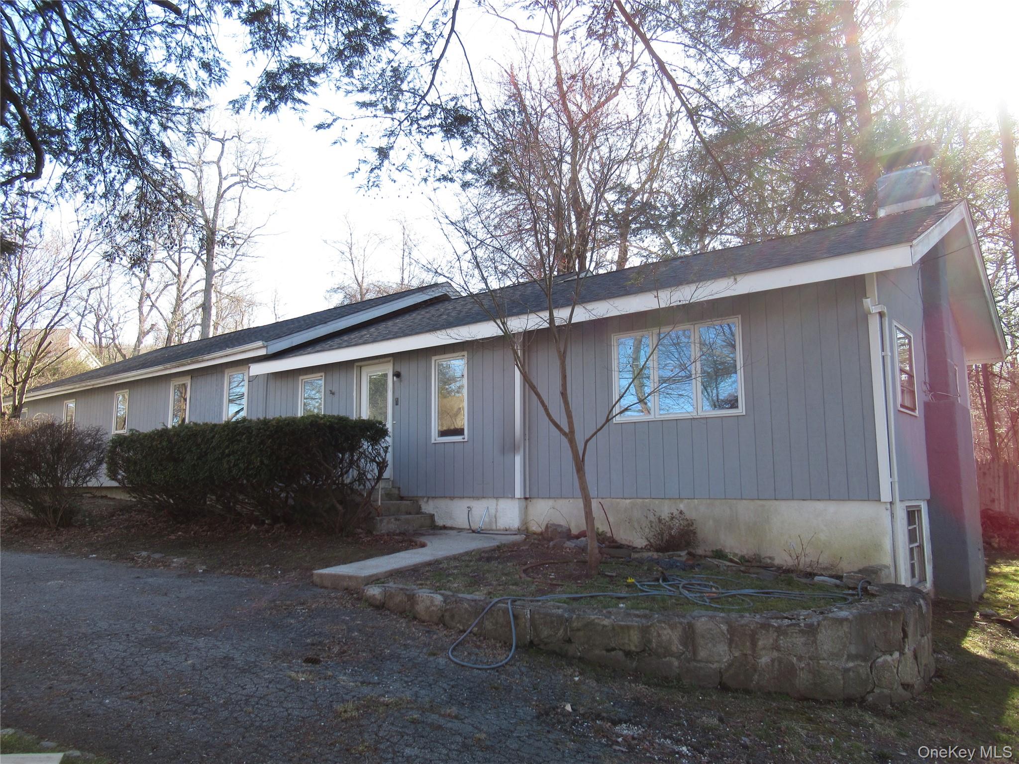 49 Lakeview Drive, Holmes, NY 12531