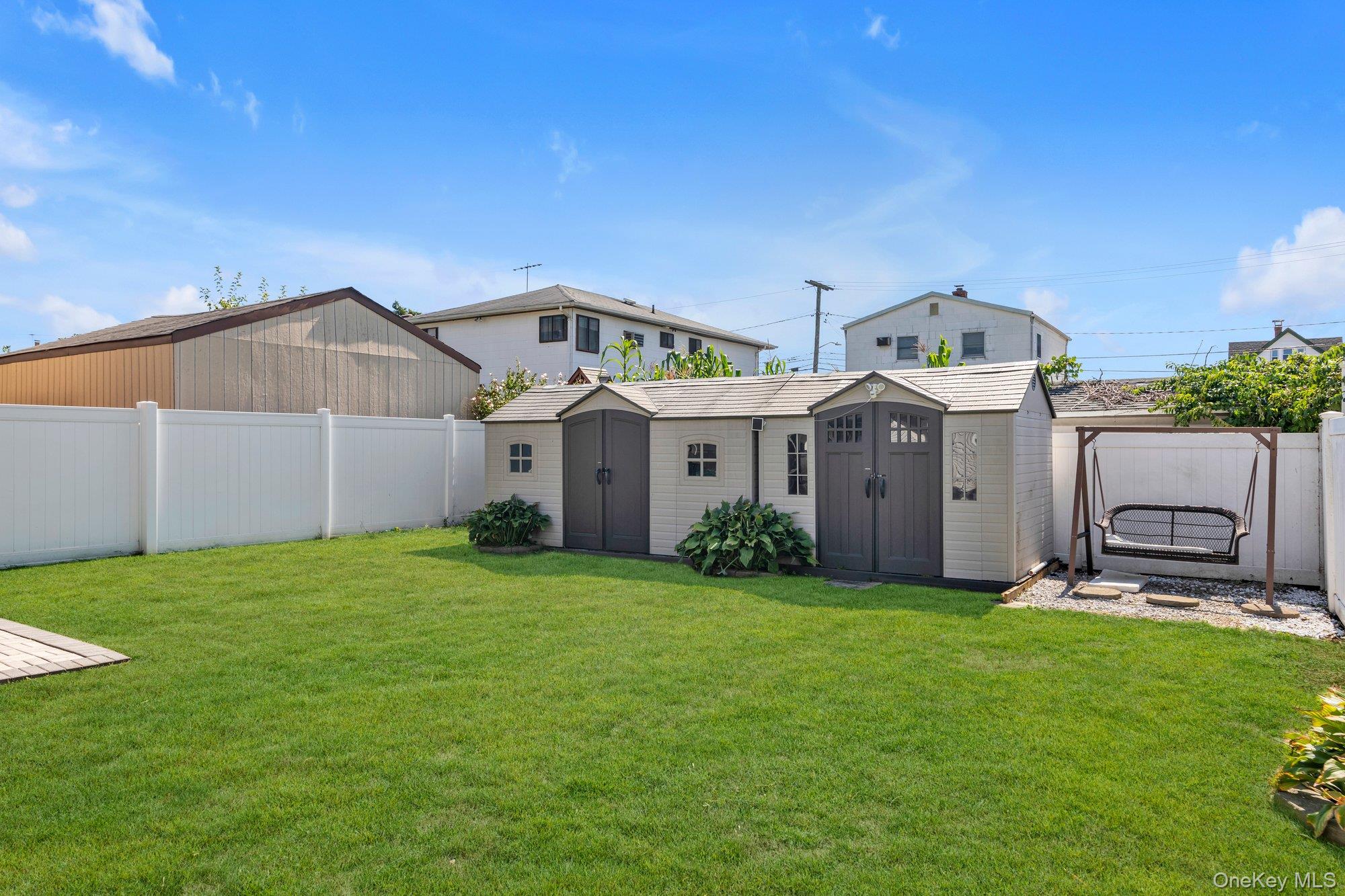 33 Notre Dame Avenue, Hicksville, NY 11801