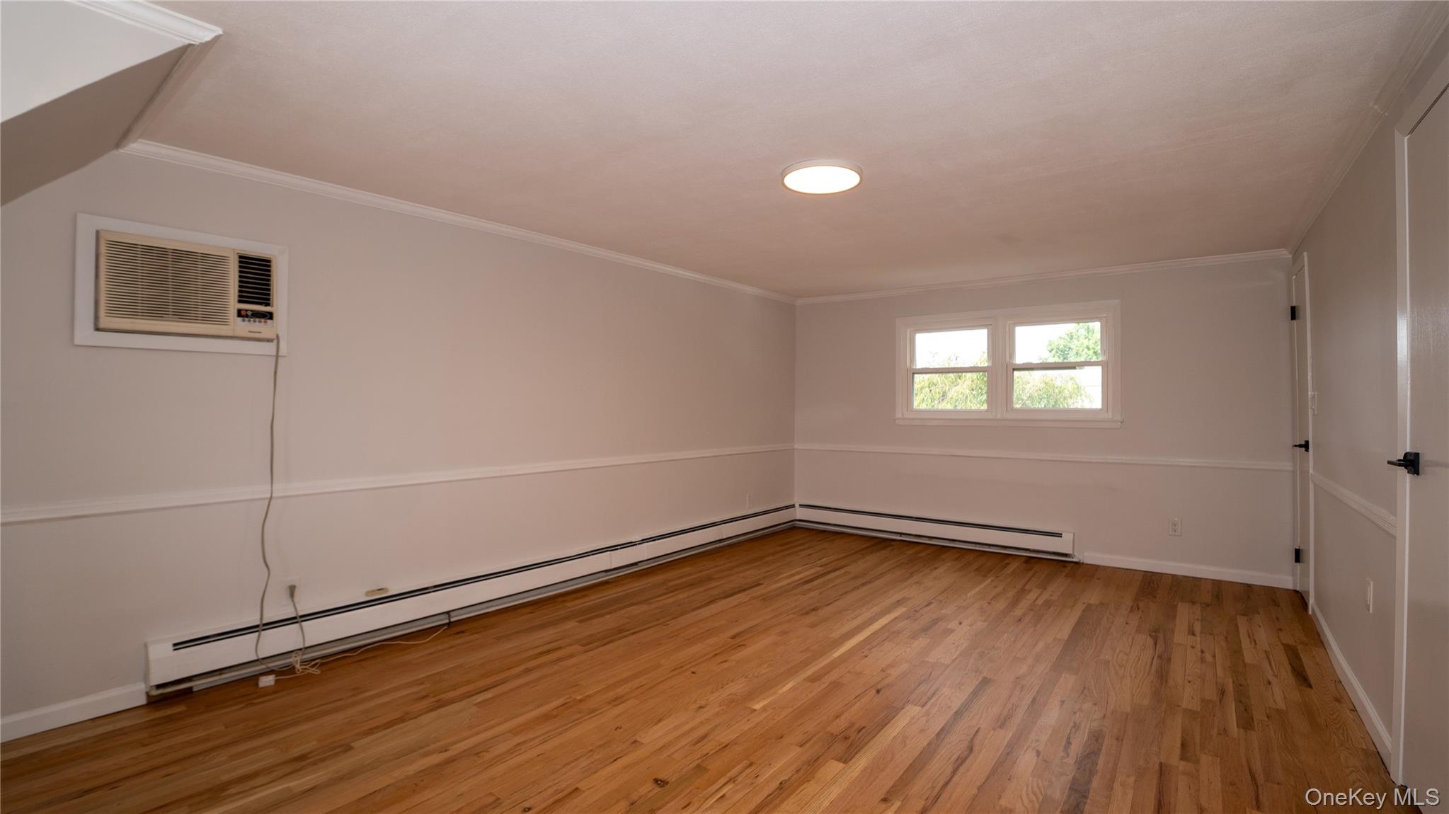 362 Violet Street, Massapequa Park, NY 11762