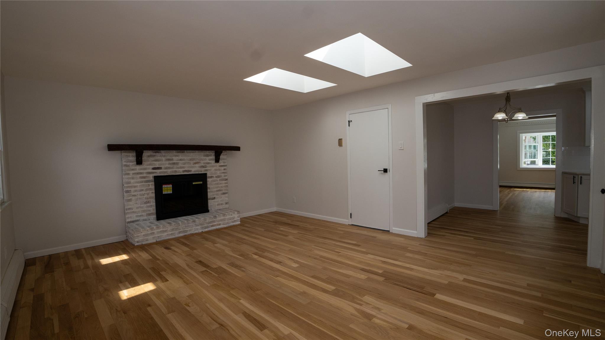 362 Violet Street, Massapequa Park, NY 11762