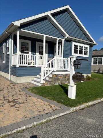 1661 Old Country Rd # 563, Riverhead, NY 11901