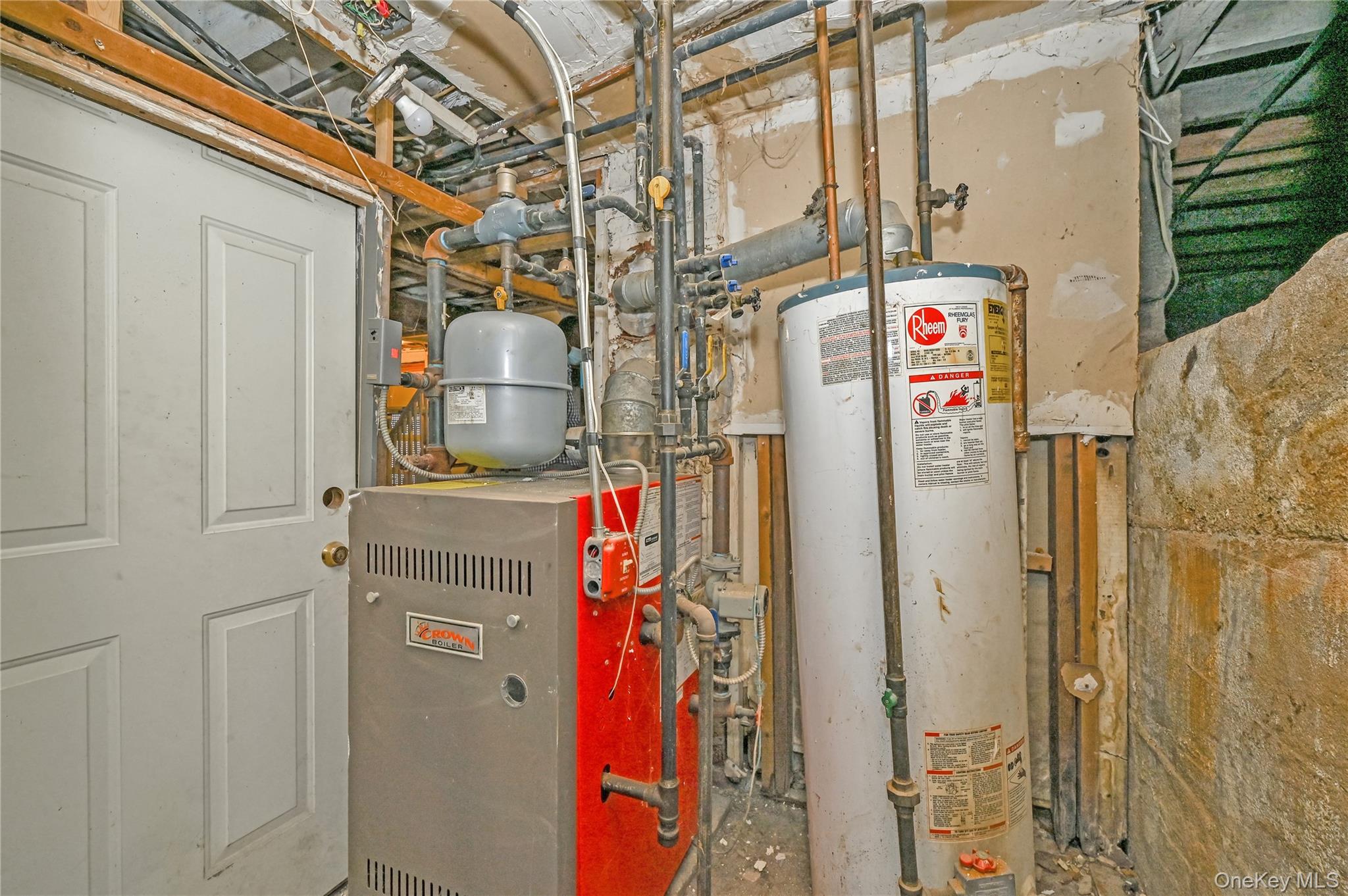 20 E Roosevelt Avenue, Roosevelt, NY 11575