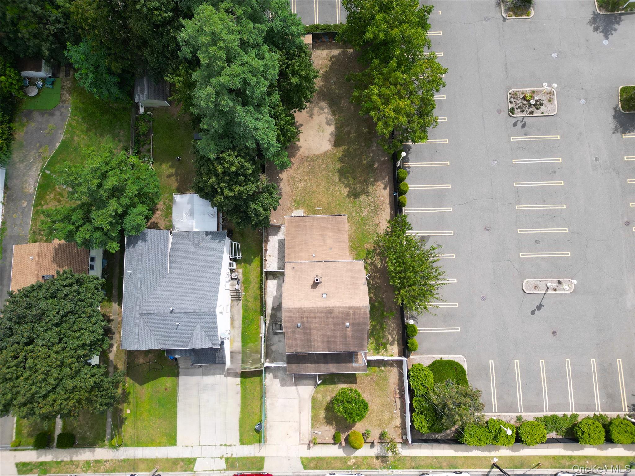 20 E Roosevelt Avenue, Roosevelt, NY 11575