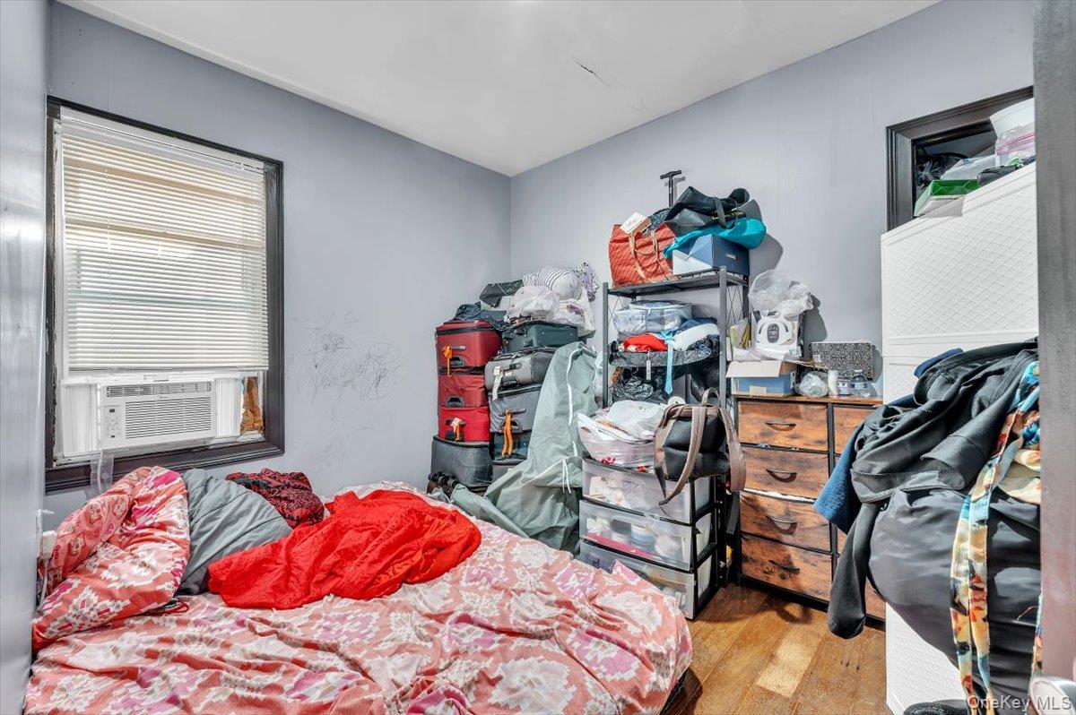 9568 115th Street, Richmond Hill S., NY 11419