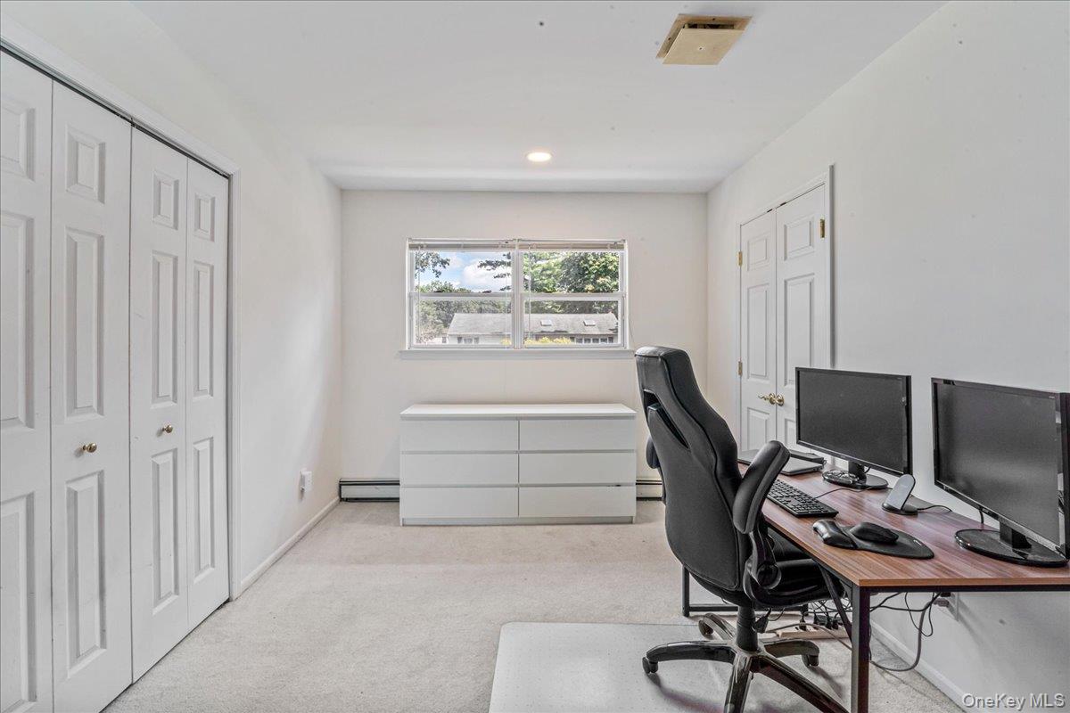 3 Massey Court, Huntington, NY 11743