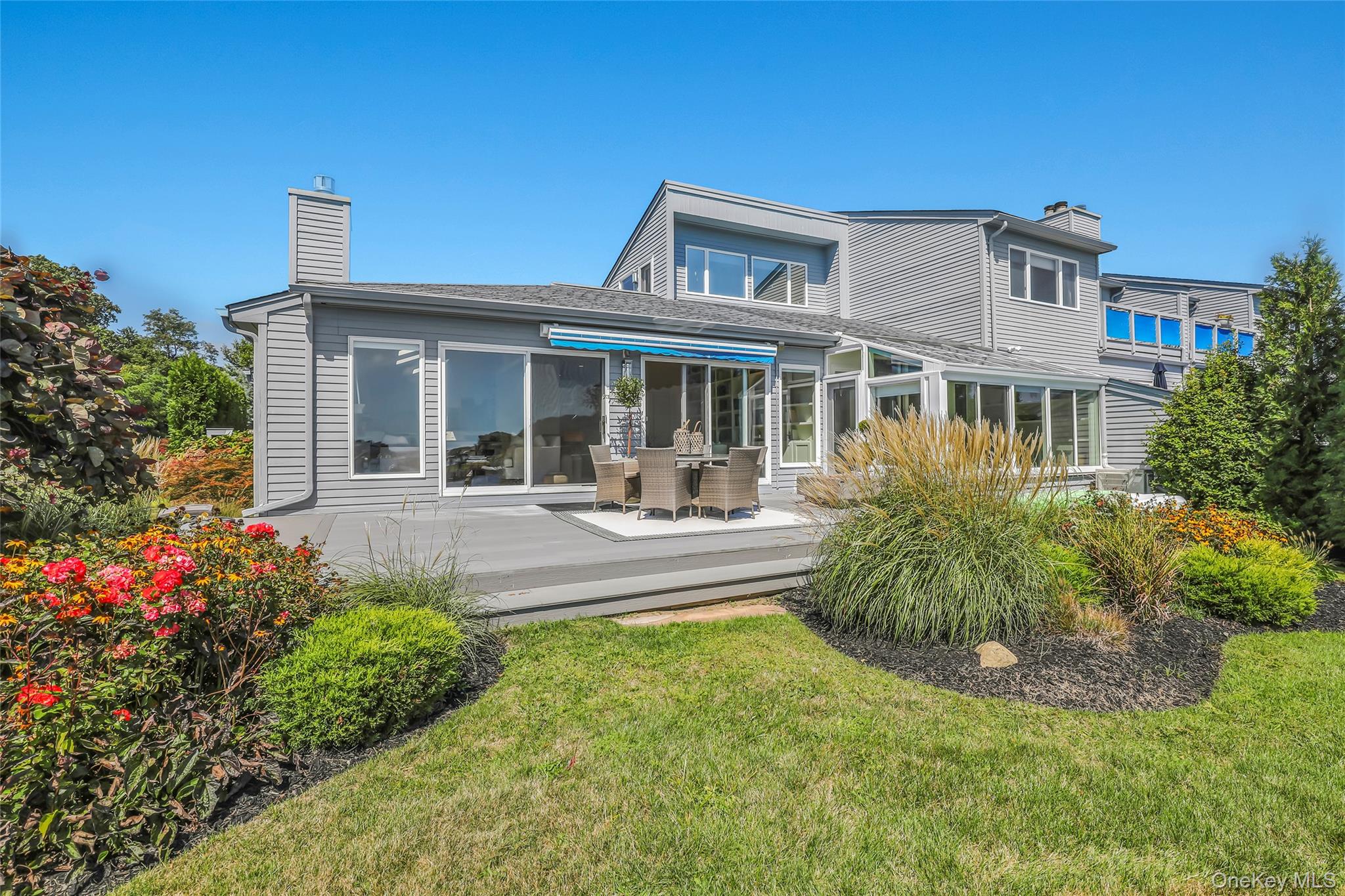 4 Harbour Drive, Blue Point, NY 11715