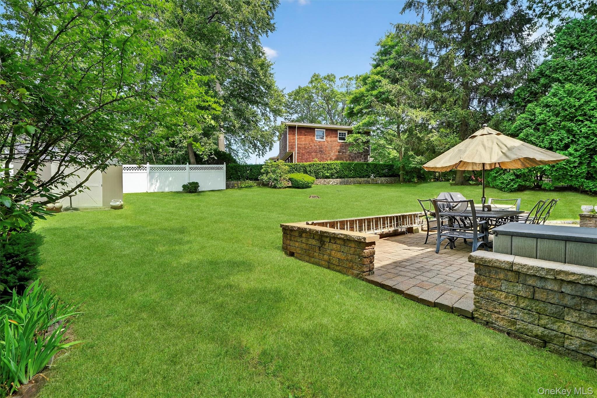 99 Spencer Drive, New Rochelle, NY 10801