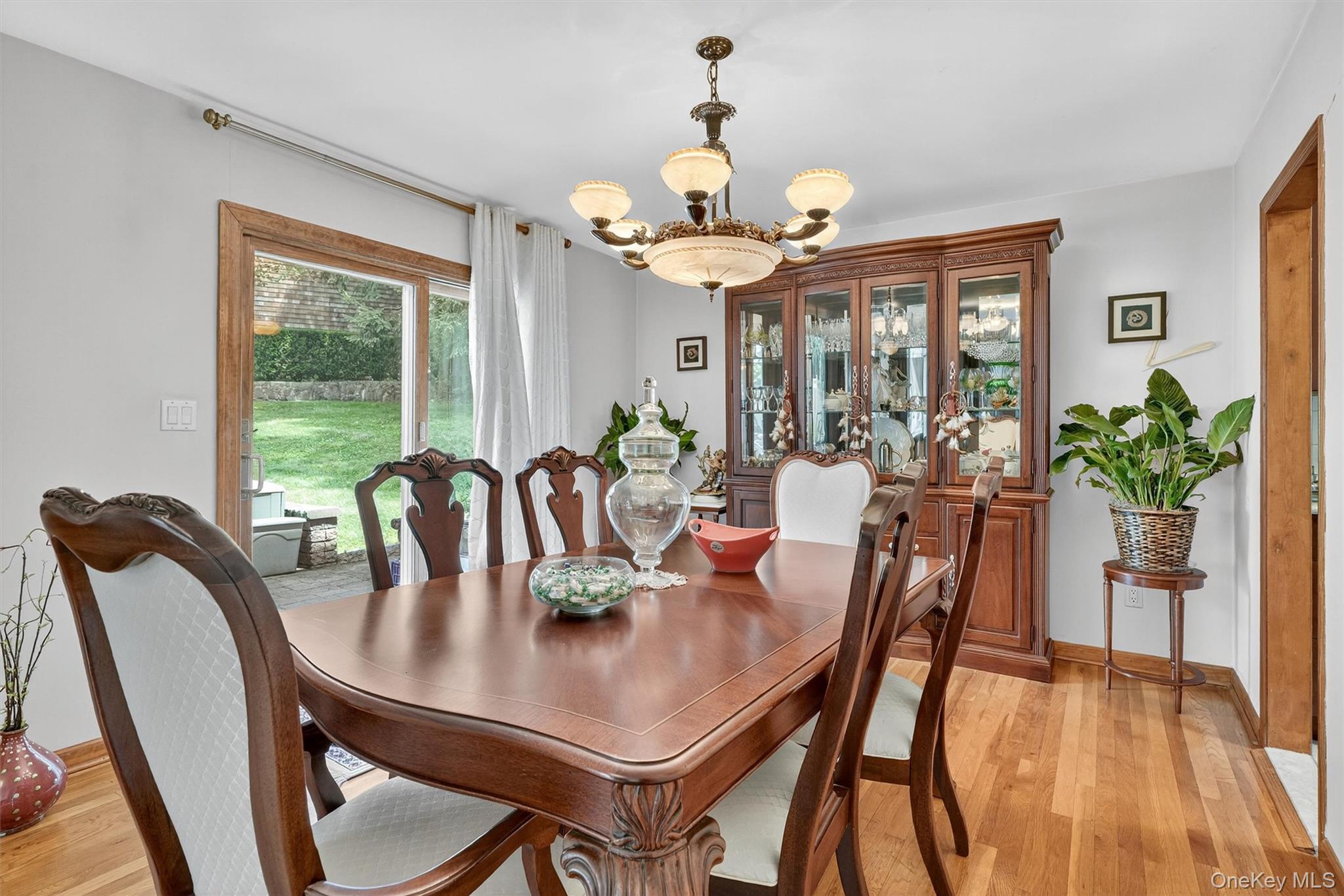 99 Spencer Drive, New Rochelle, NY 10801