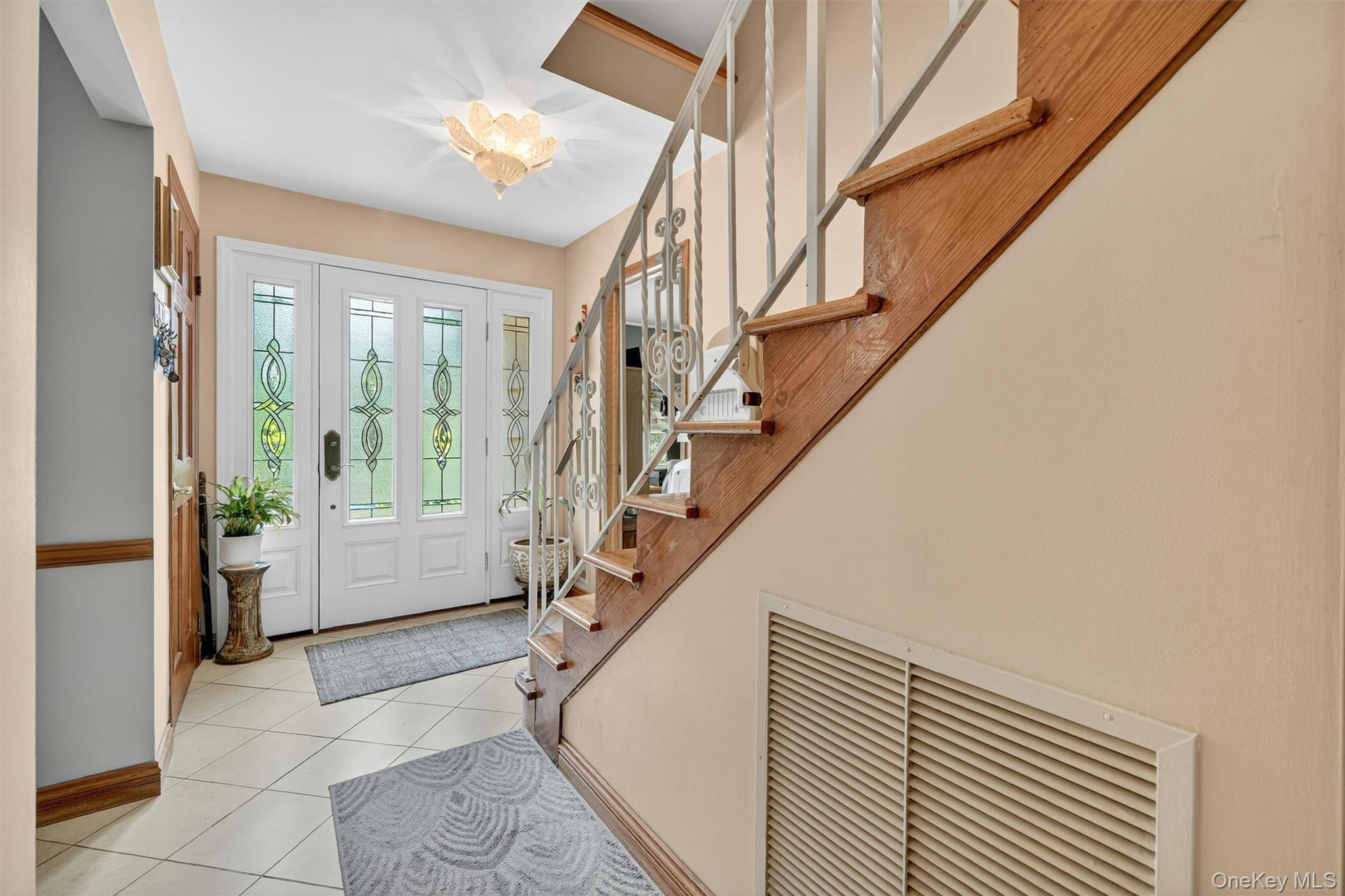 99 Spencer Drive, New Rochelle, NY 10801