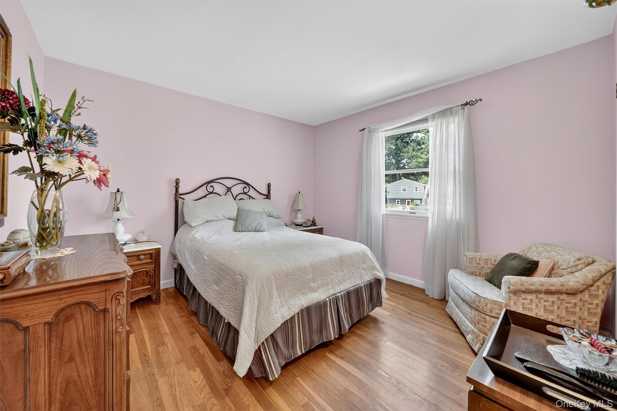 99 Spencer Drive, New Rochelle, NY 10801