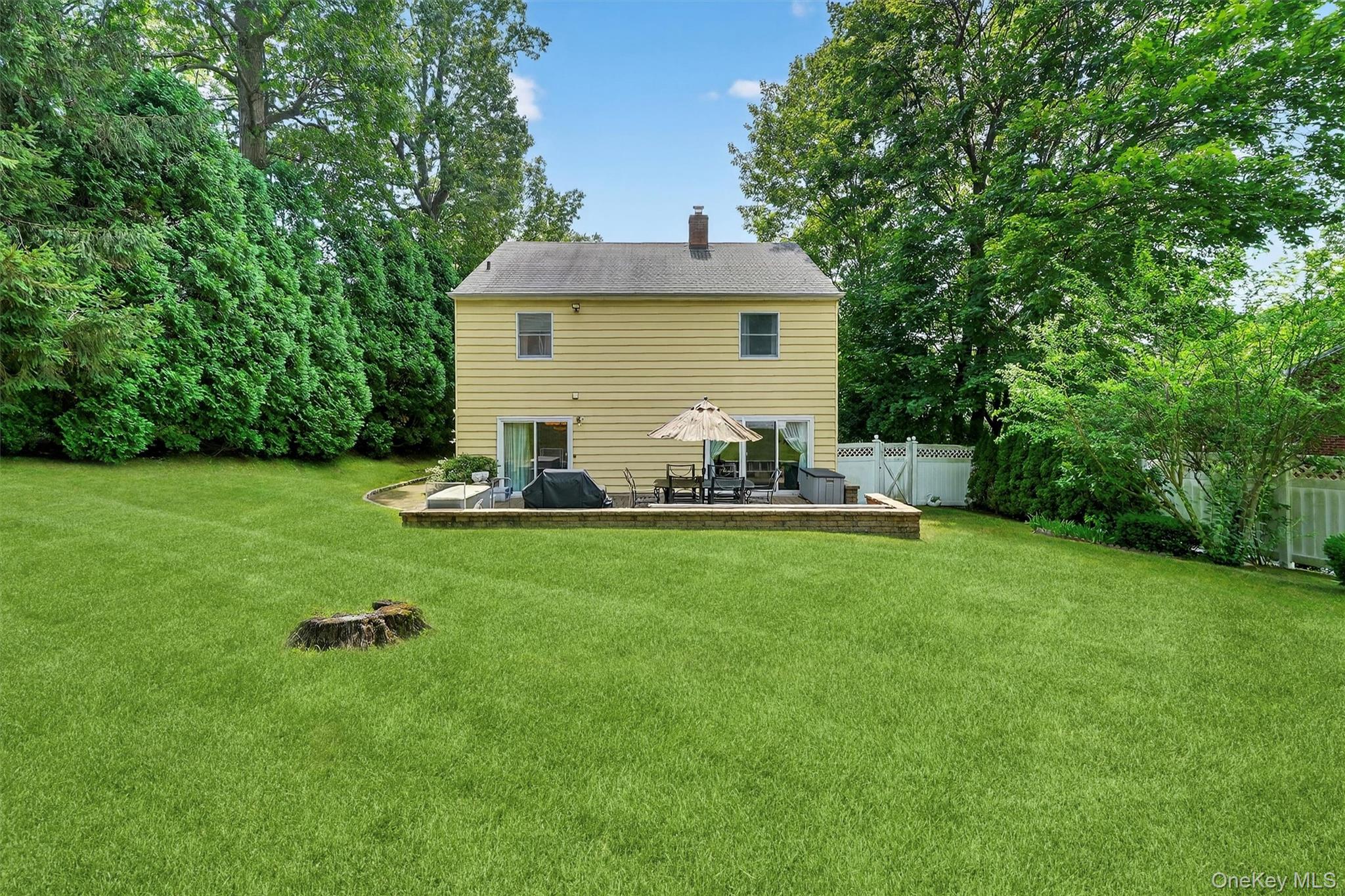 99 Spencer Drive, New Rochelle, NY 10801