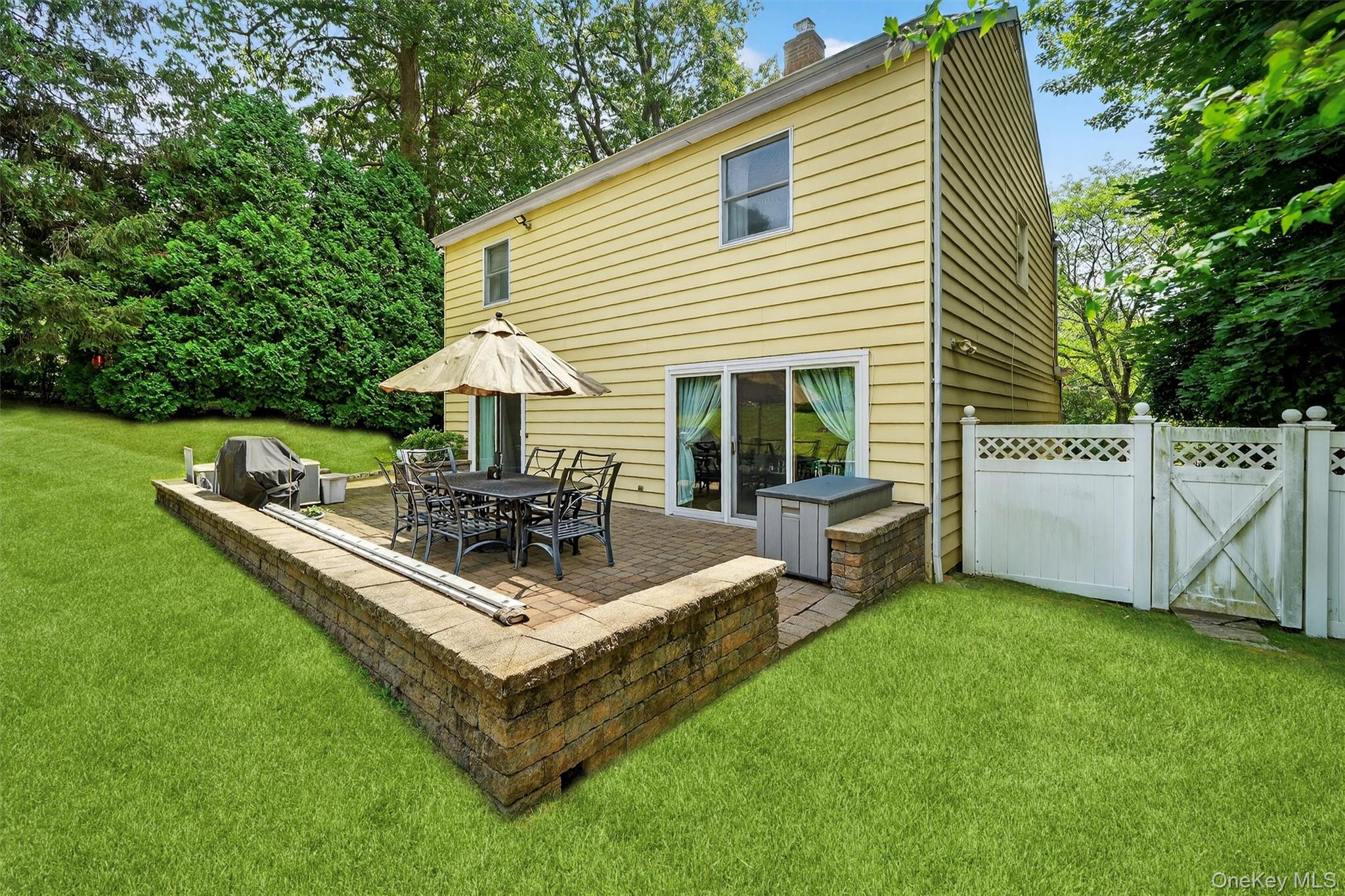 99 Spencer Drive, New Rochelle, NY 10801