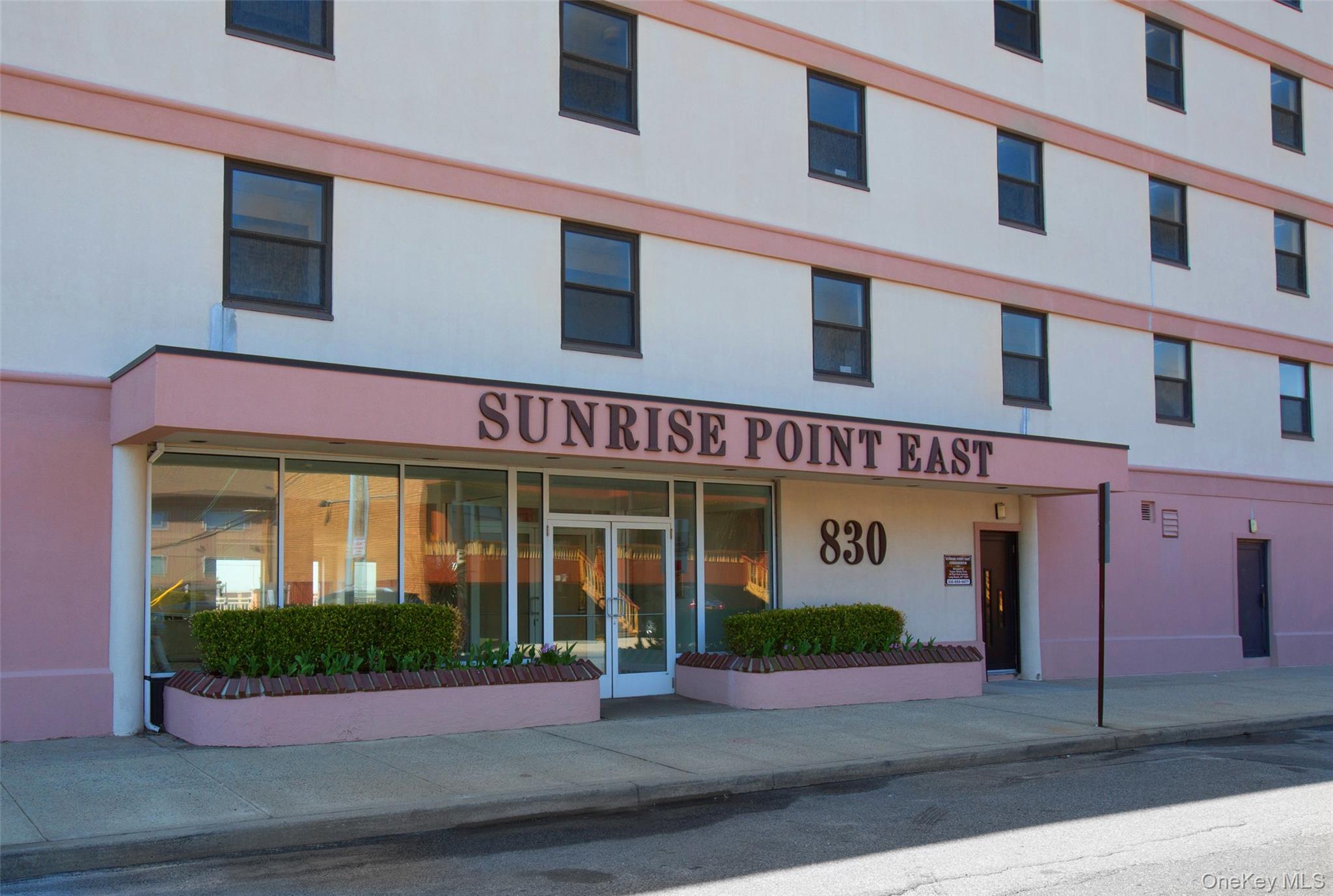 830 Shore Road # 3E, Long Beach, NY 11561