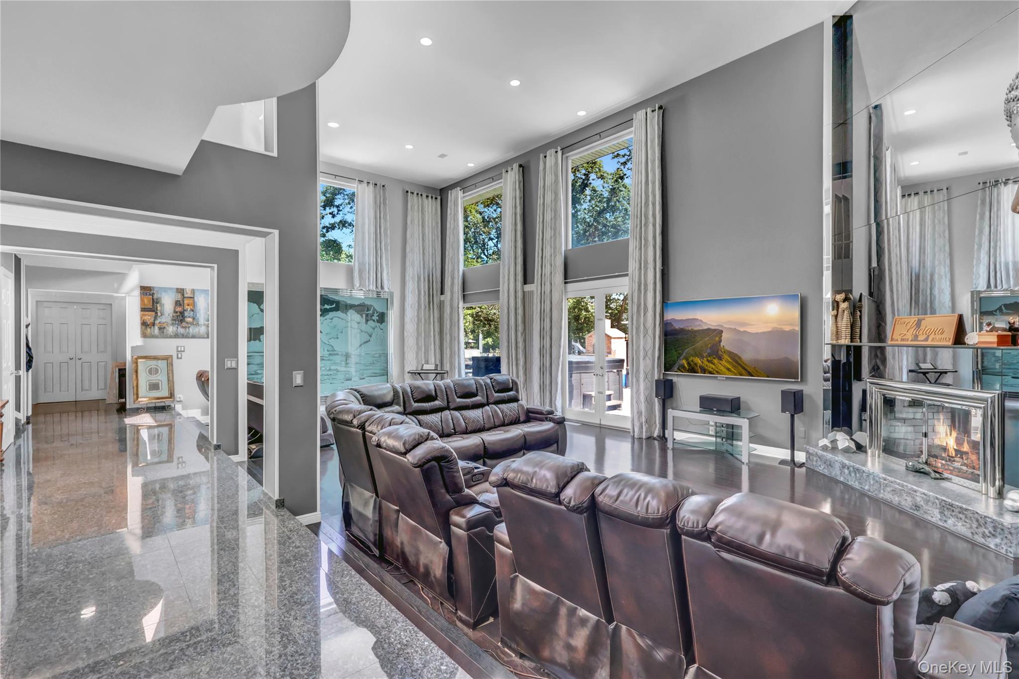 83 Cliff Road, Port Jefferson, NY 11777