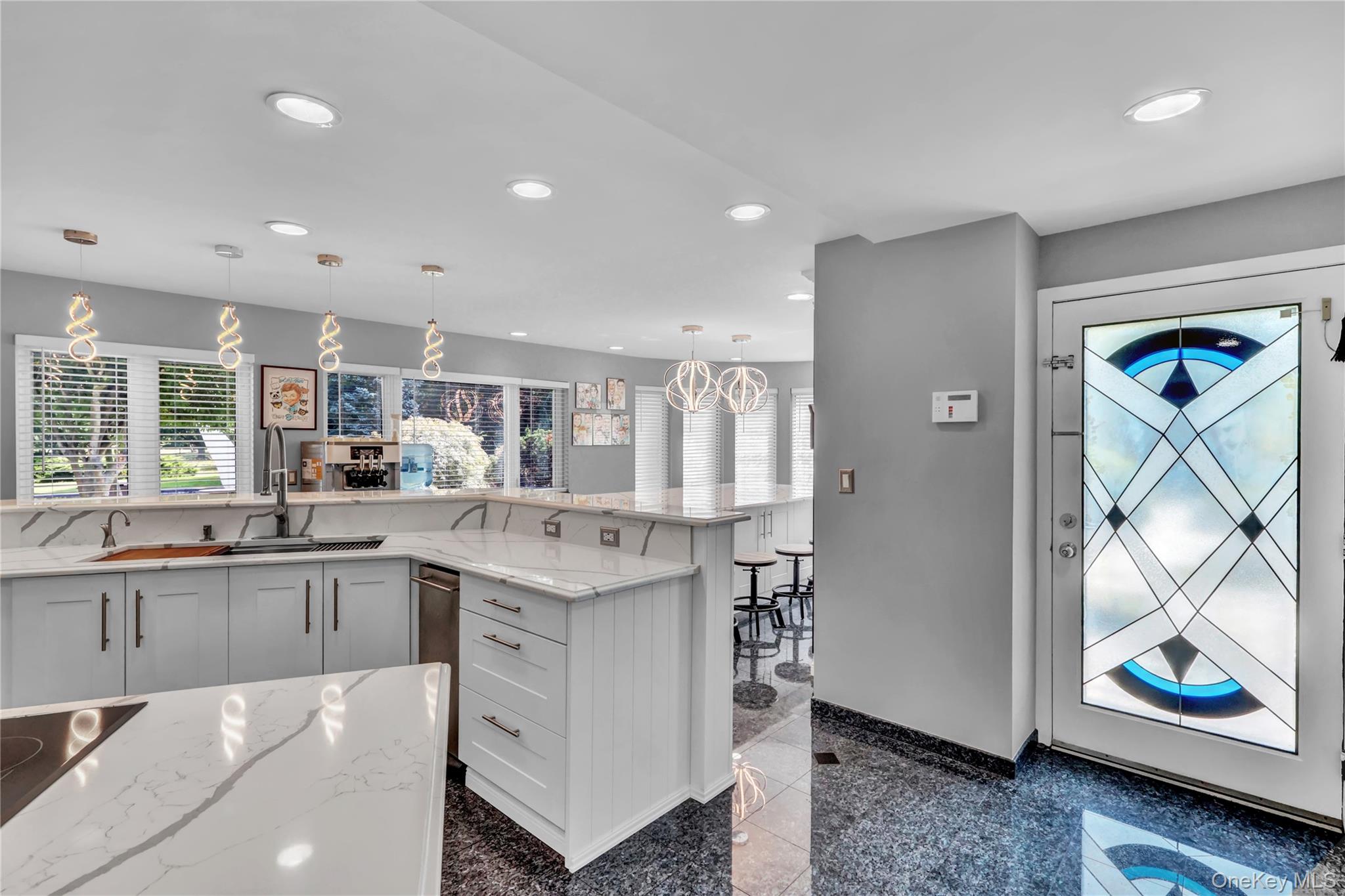 83 Cliff Road, Port Jefferson, NY 11777