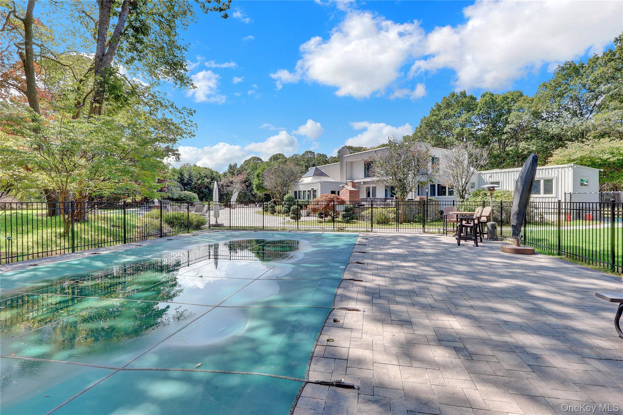 83 Cliff Road, Port Jefferson, NY 11777