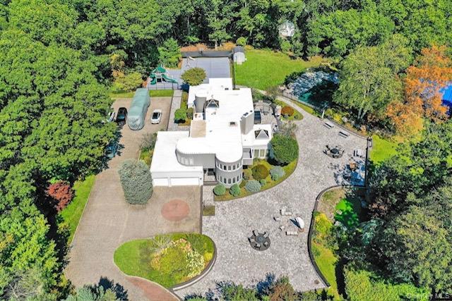 83 Cliff Road, Port Jefferson, NY 11777