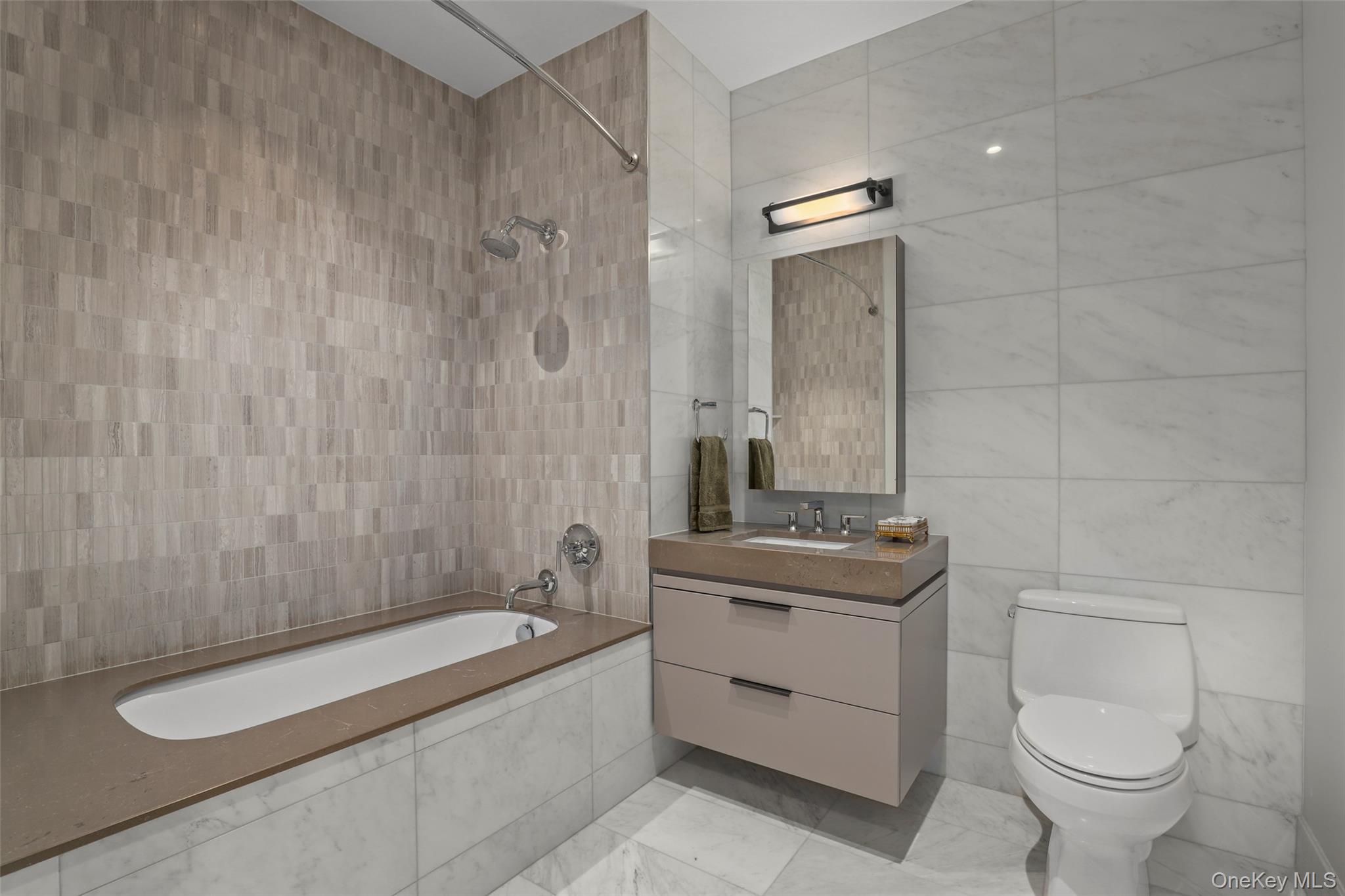 120 Old Post Road # PH-B301, Rye, NY 10580