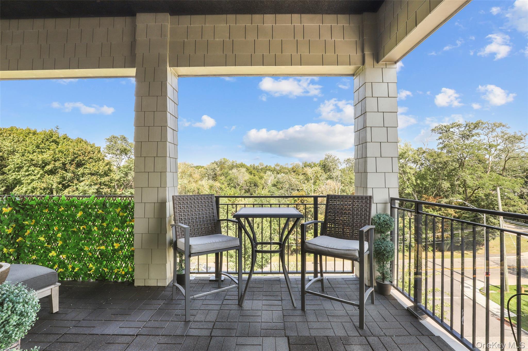 120 Old Post Road # PH-B301, Rye, NY 10580