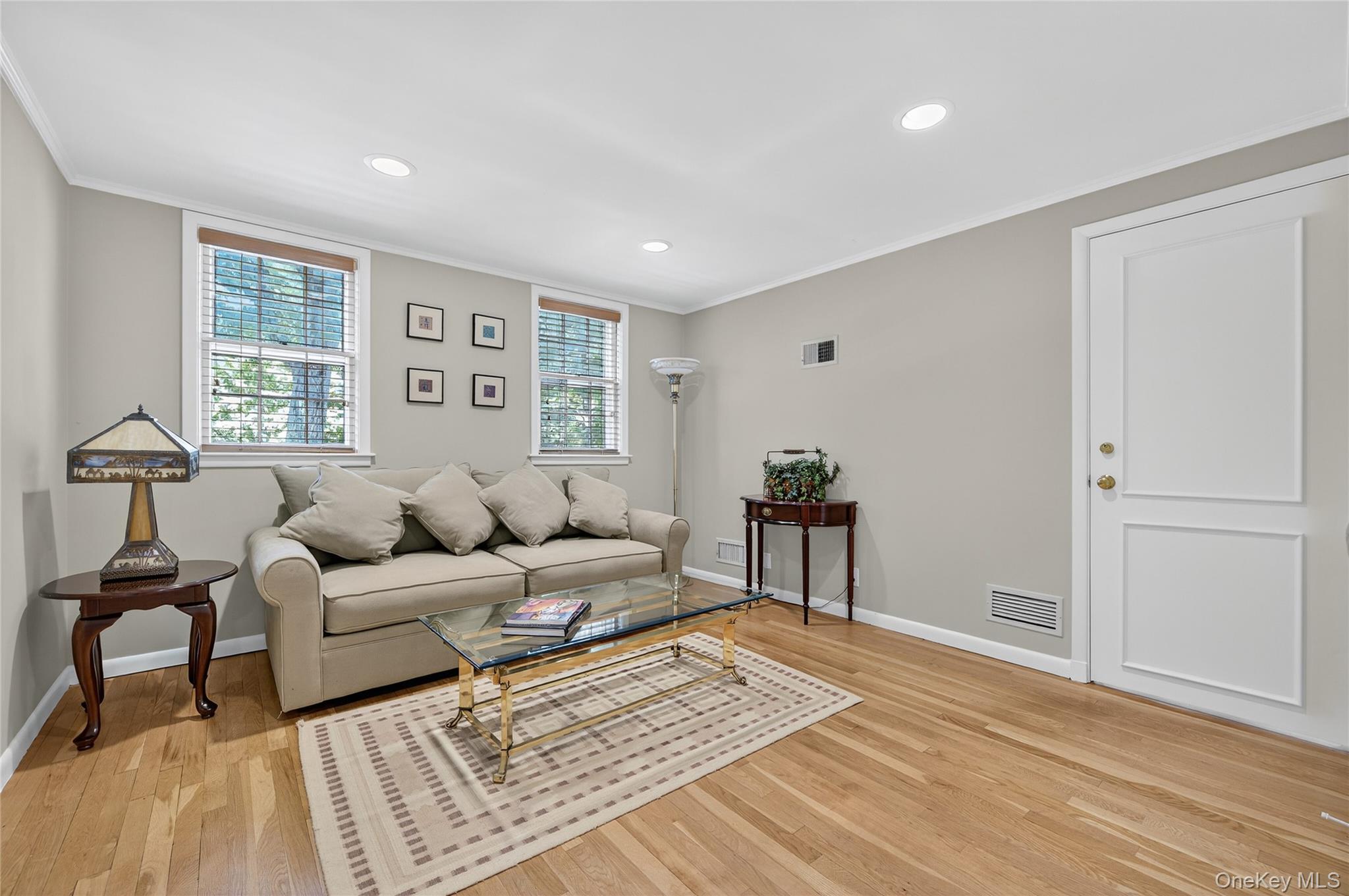 61 Weir Lane, Locust Valley, NY 11560