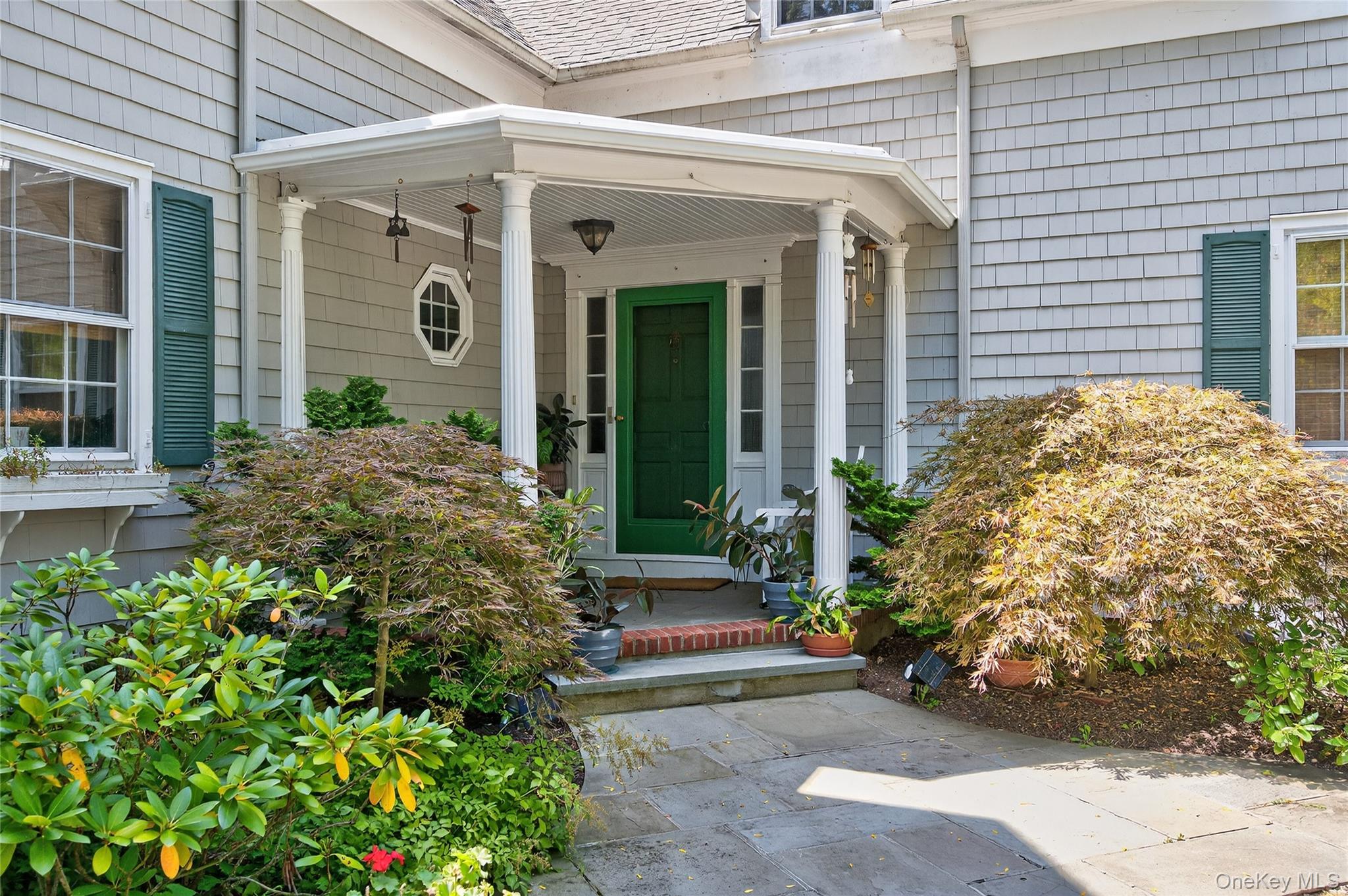 61 Weir Lane, Locust Valley, NY 11560