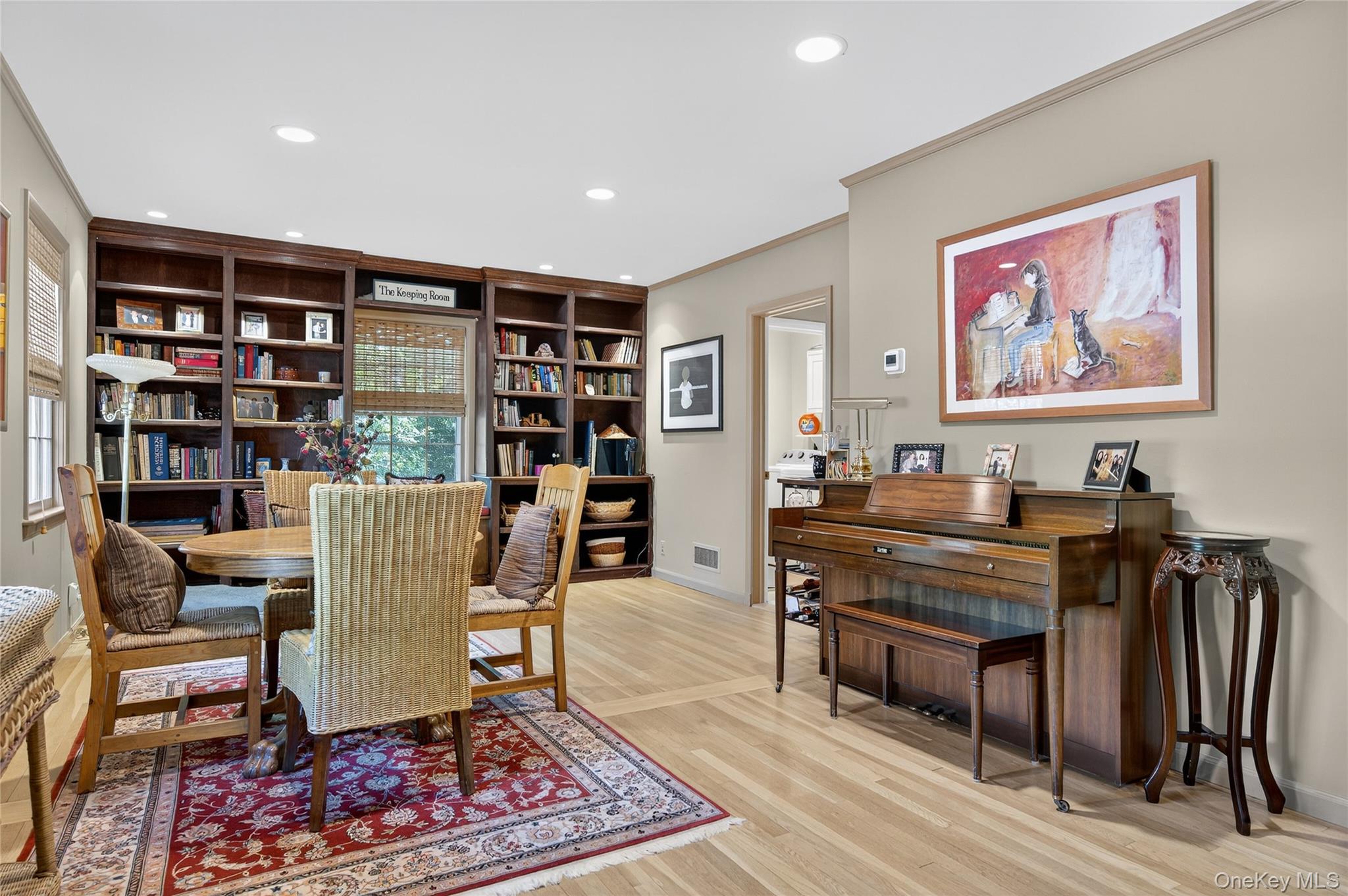 61 Weir Lane, Locust Valley, NY 11560