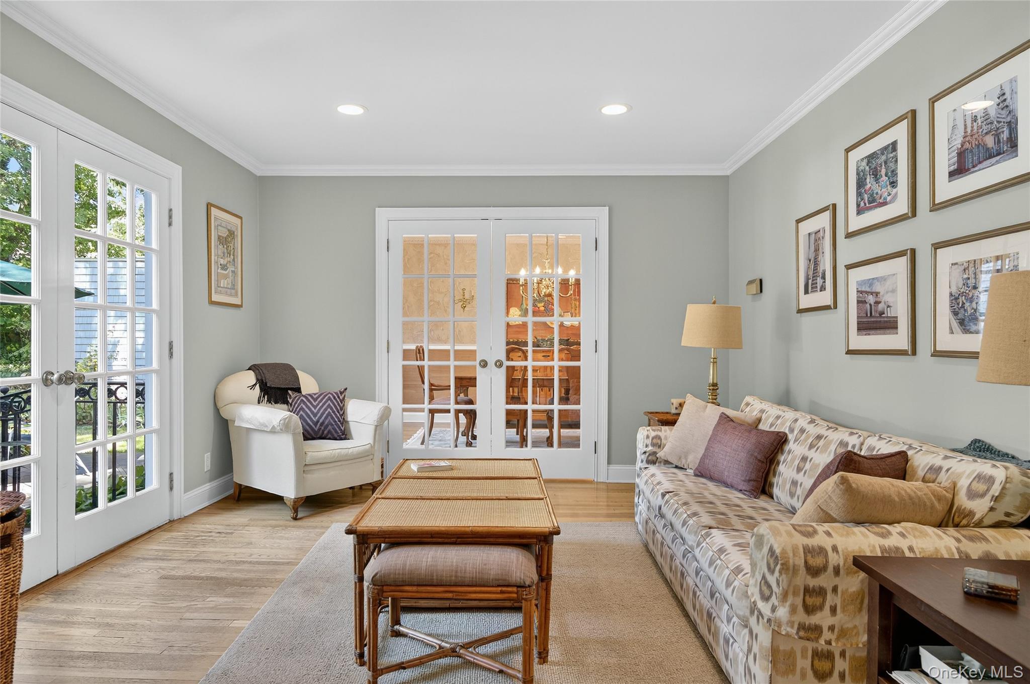 61 Weir Lane, Locust Valley, NY 11560