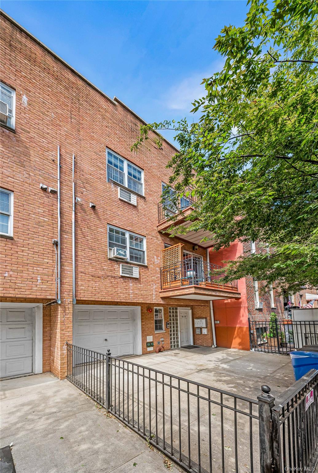 35-30 10 Street, Astoria, NY 11106