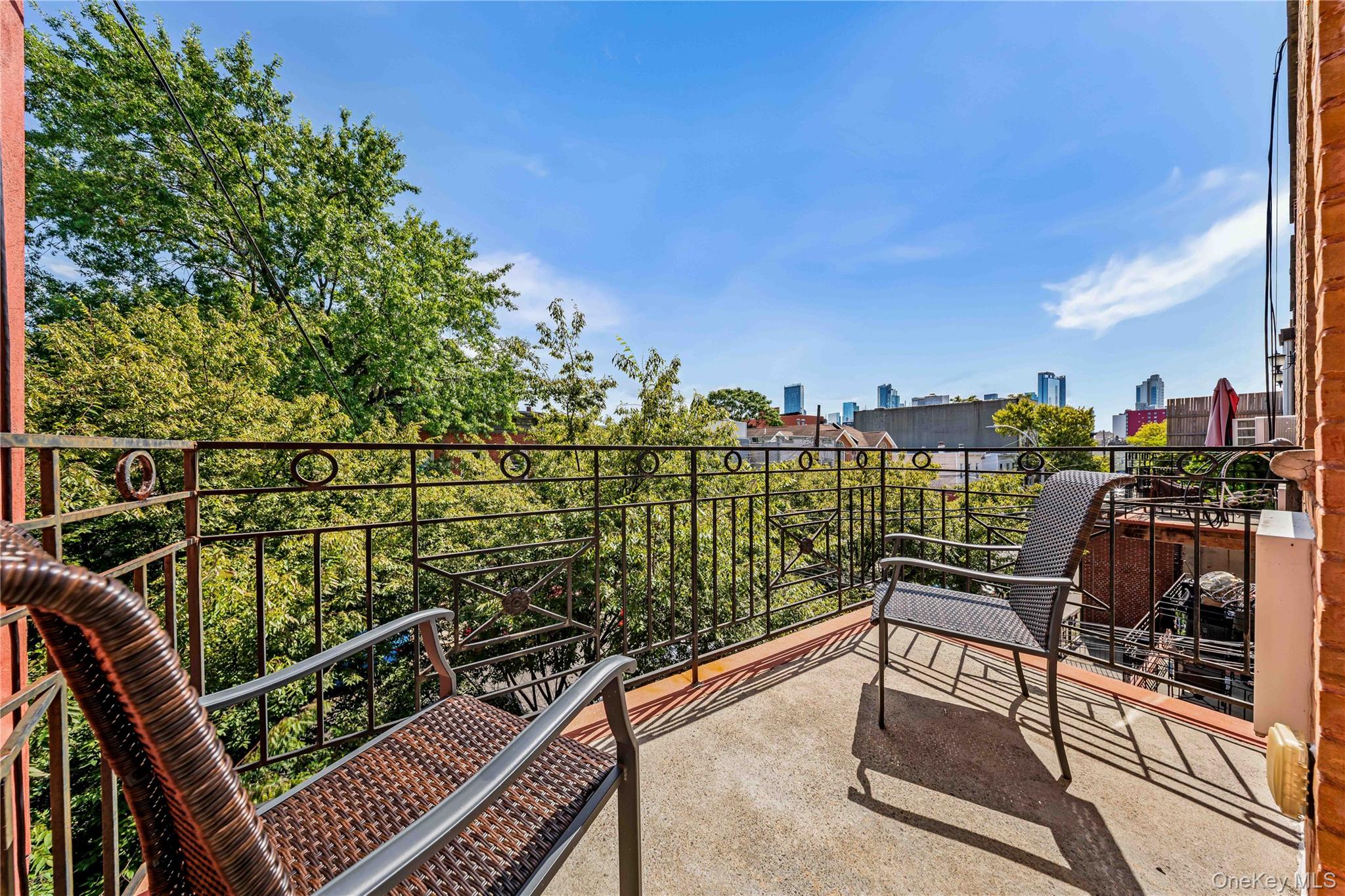 35-30 10 Street, Astoria, NY 11106