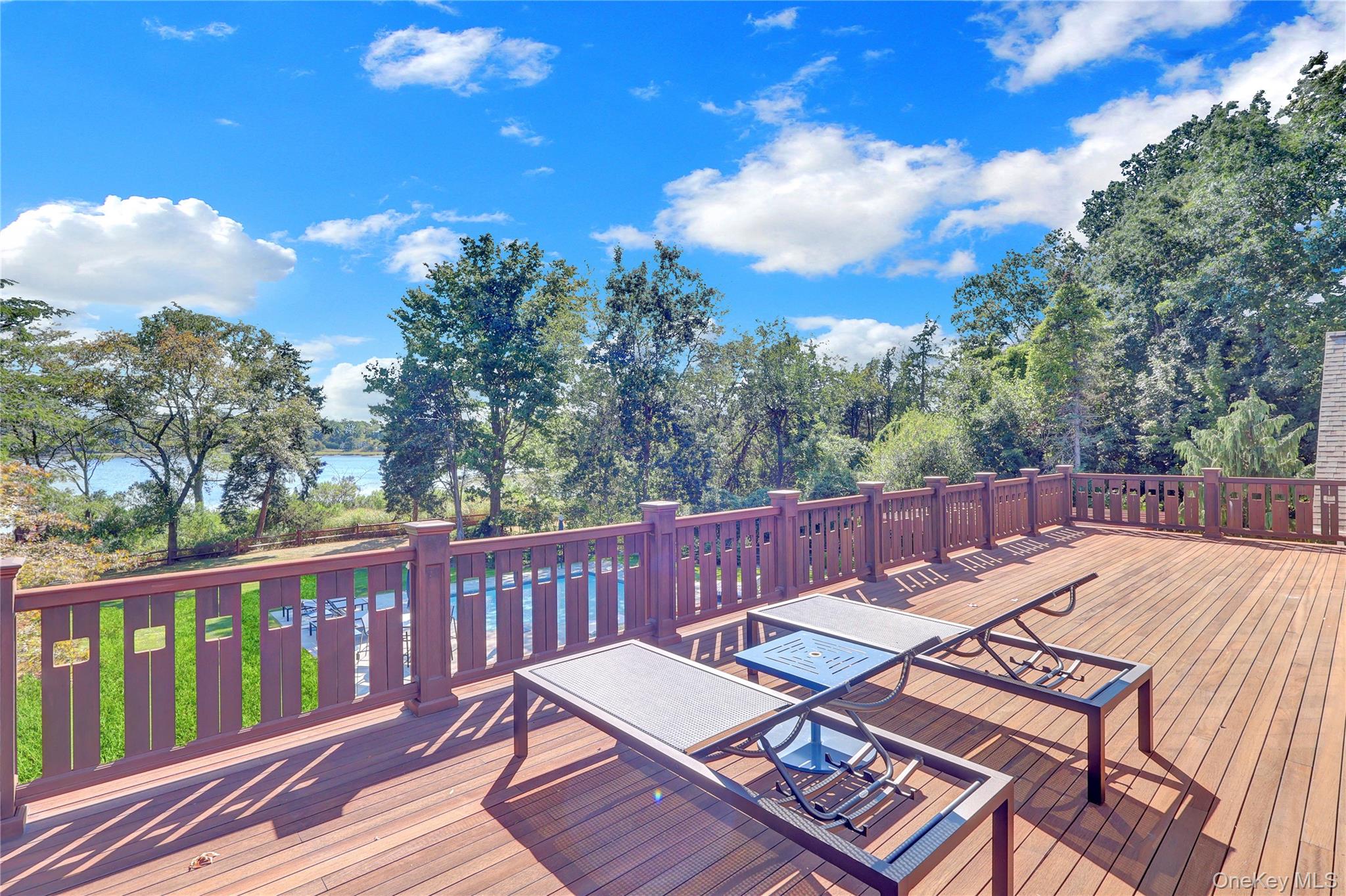 63 Dyke Road, Setauket, NY 11733