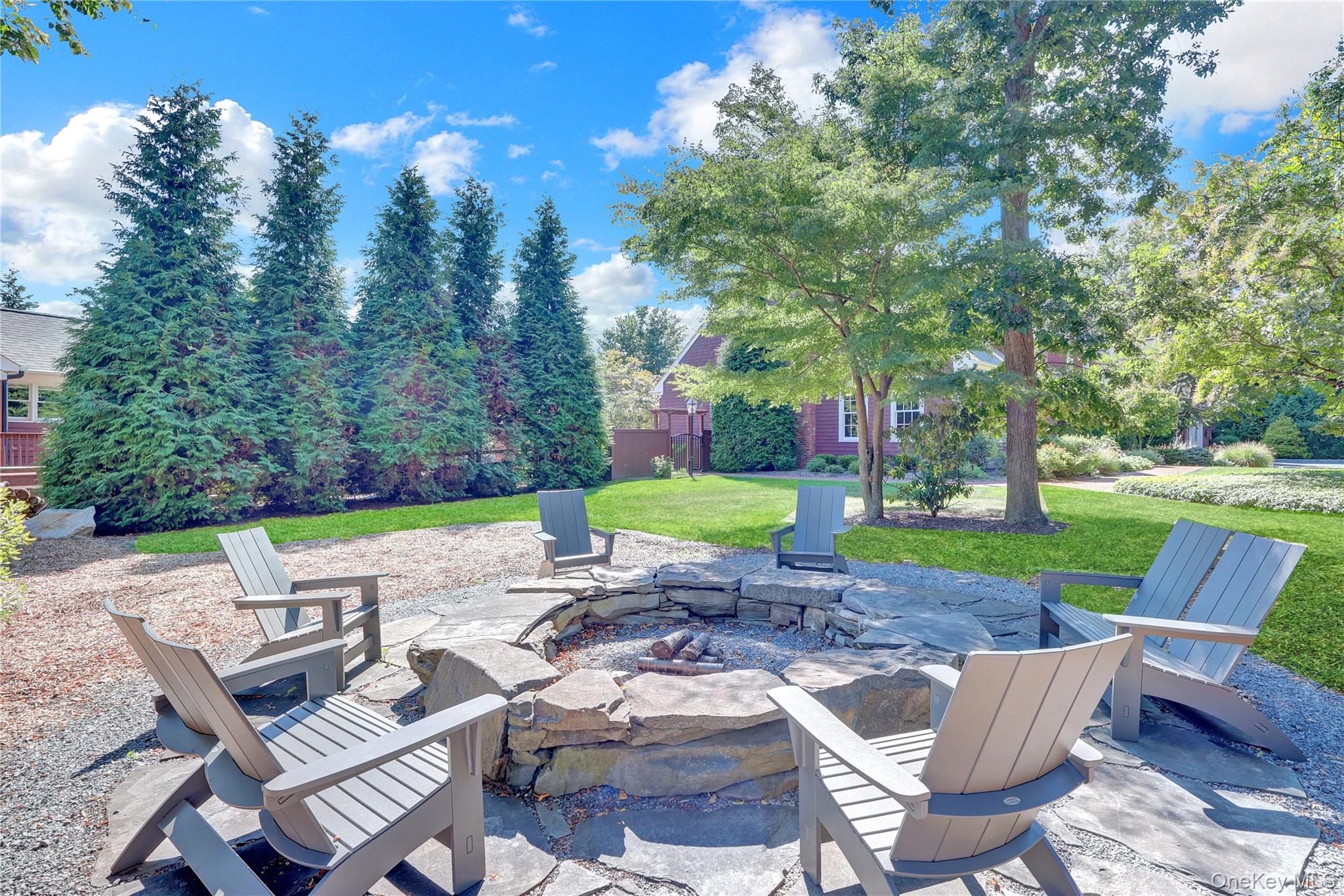 63 Dyke Road, Setauket, NY 11733