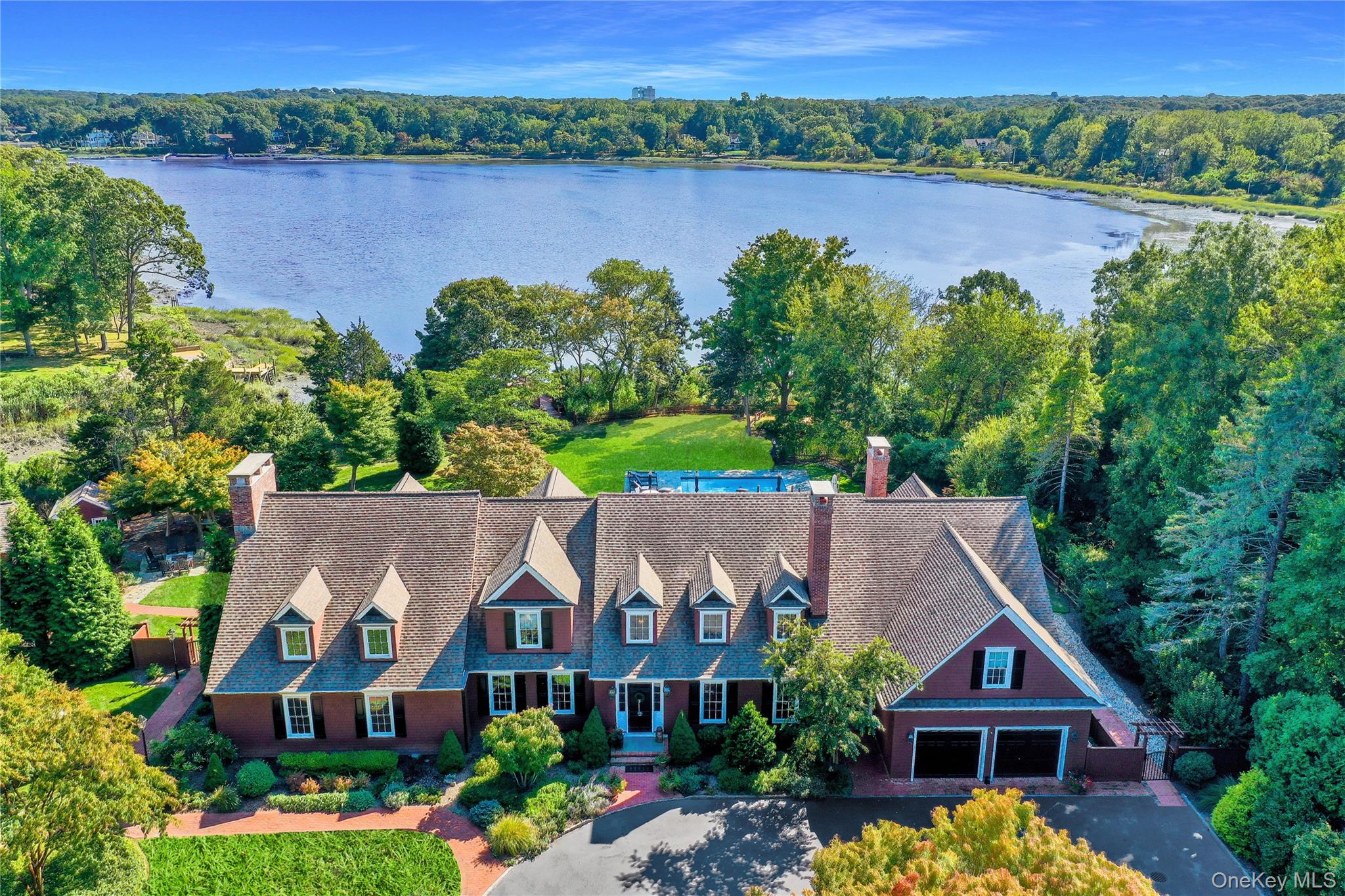 63 Dyke Road, Setauket, NY 11733