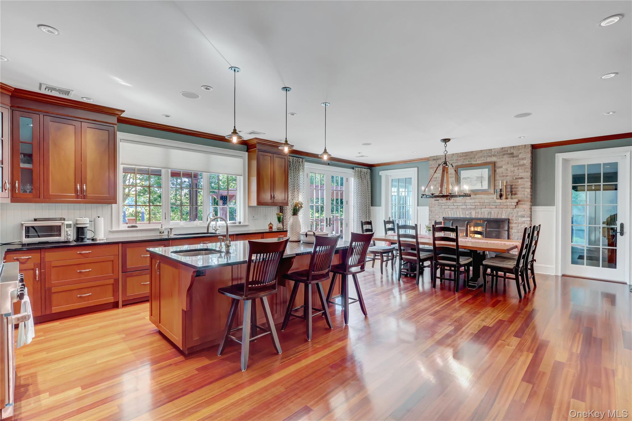 63 Dyke Road, Setauket, NY 11733