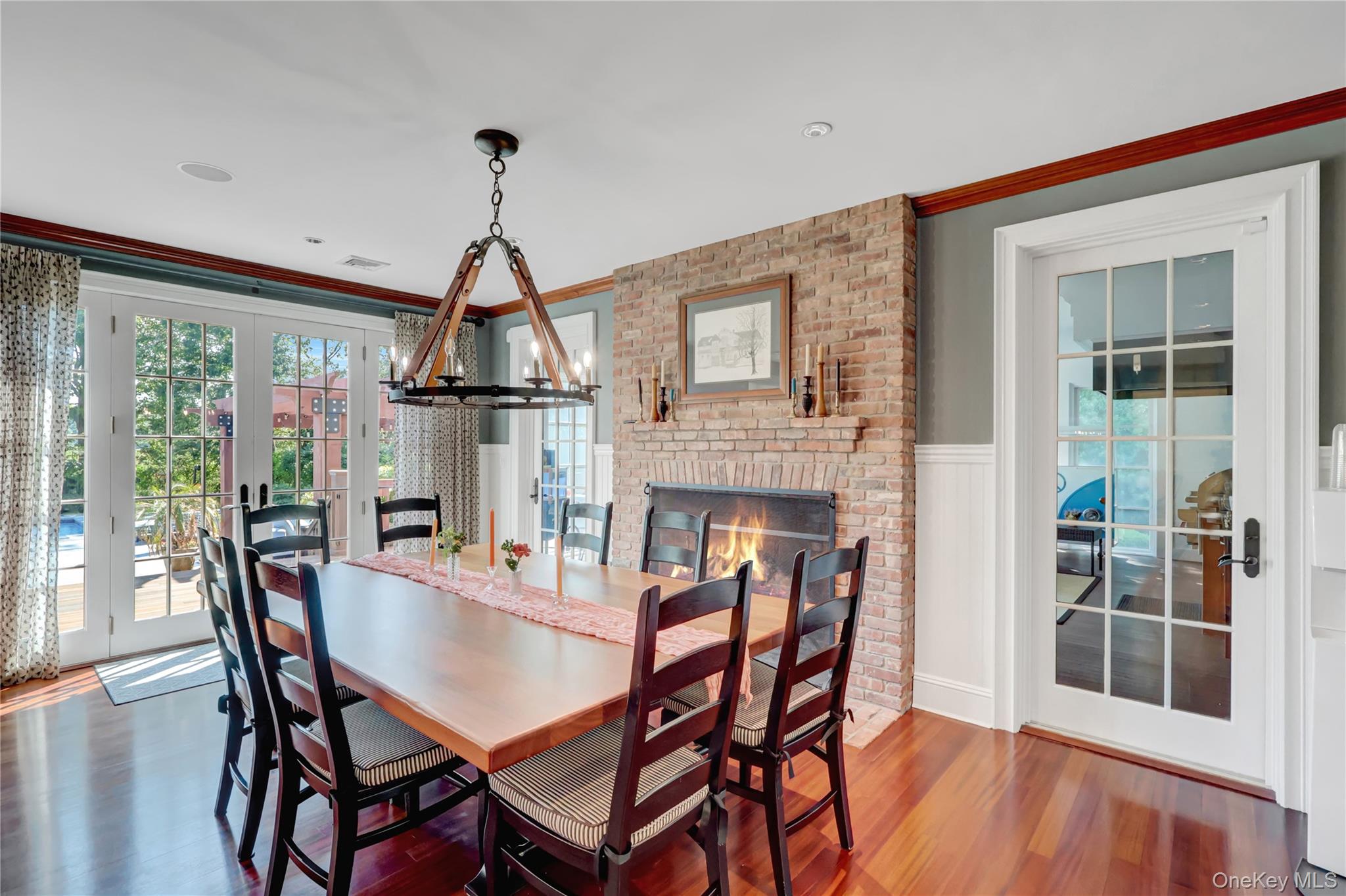 63 Dyke Road, Setauket, NY 11733