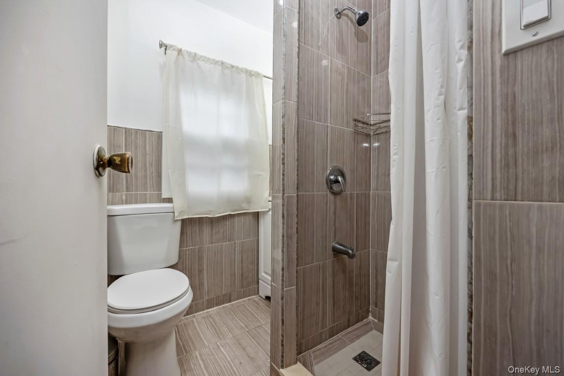 853 Arthur Street, West Hempstead, NY 11552