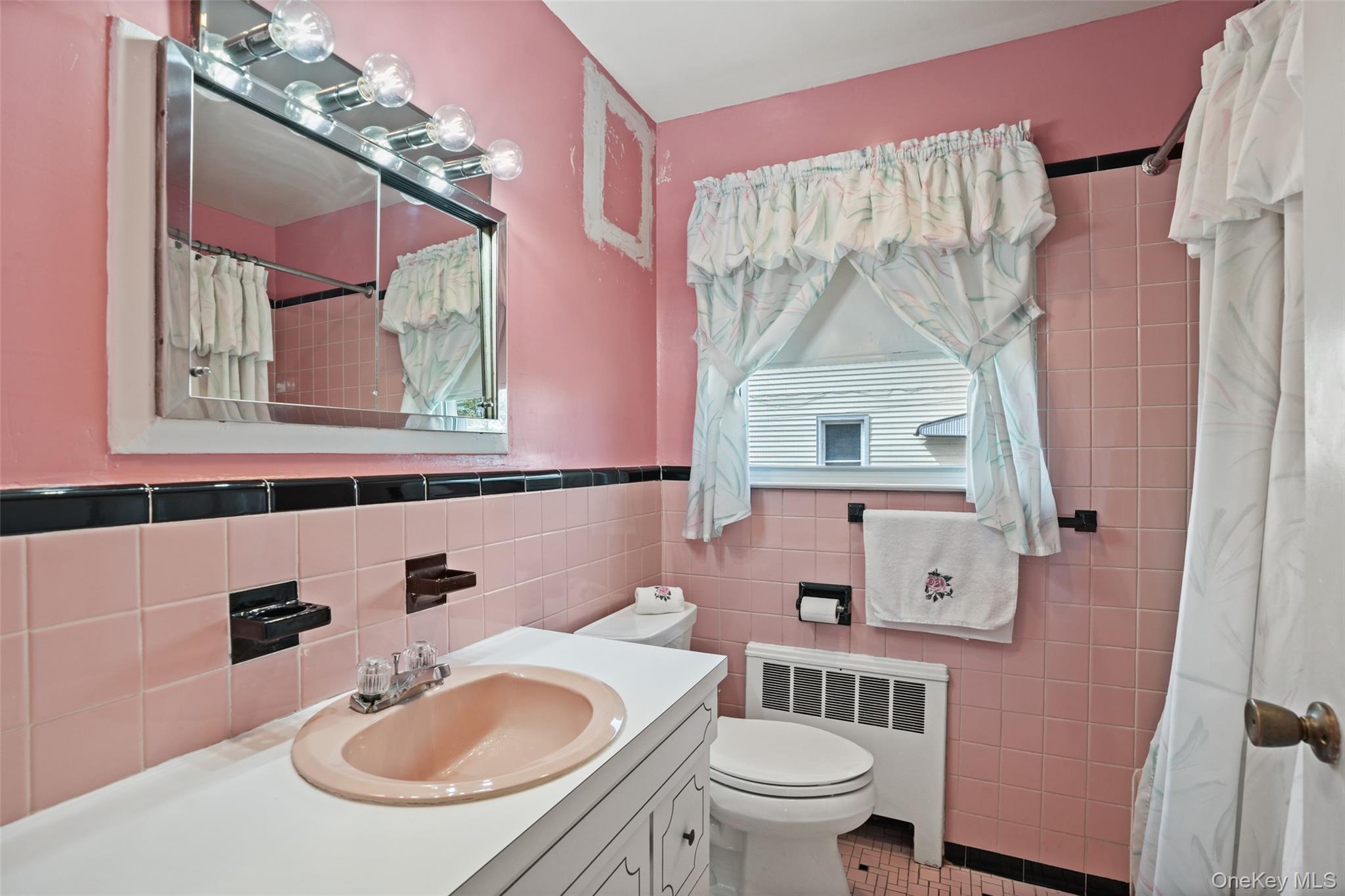 66 Batavia Place, Harrison, NY 10528