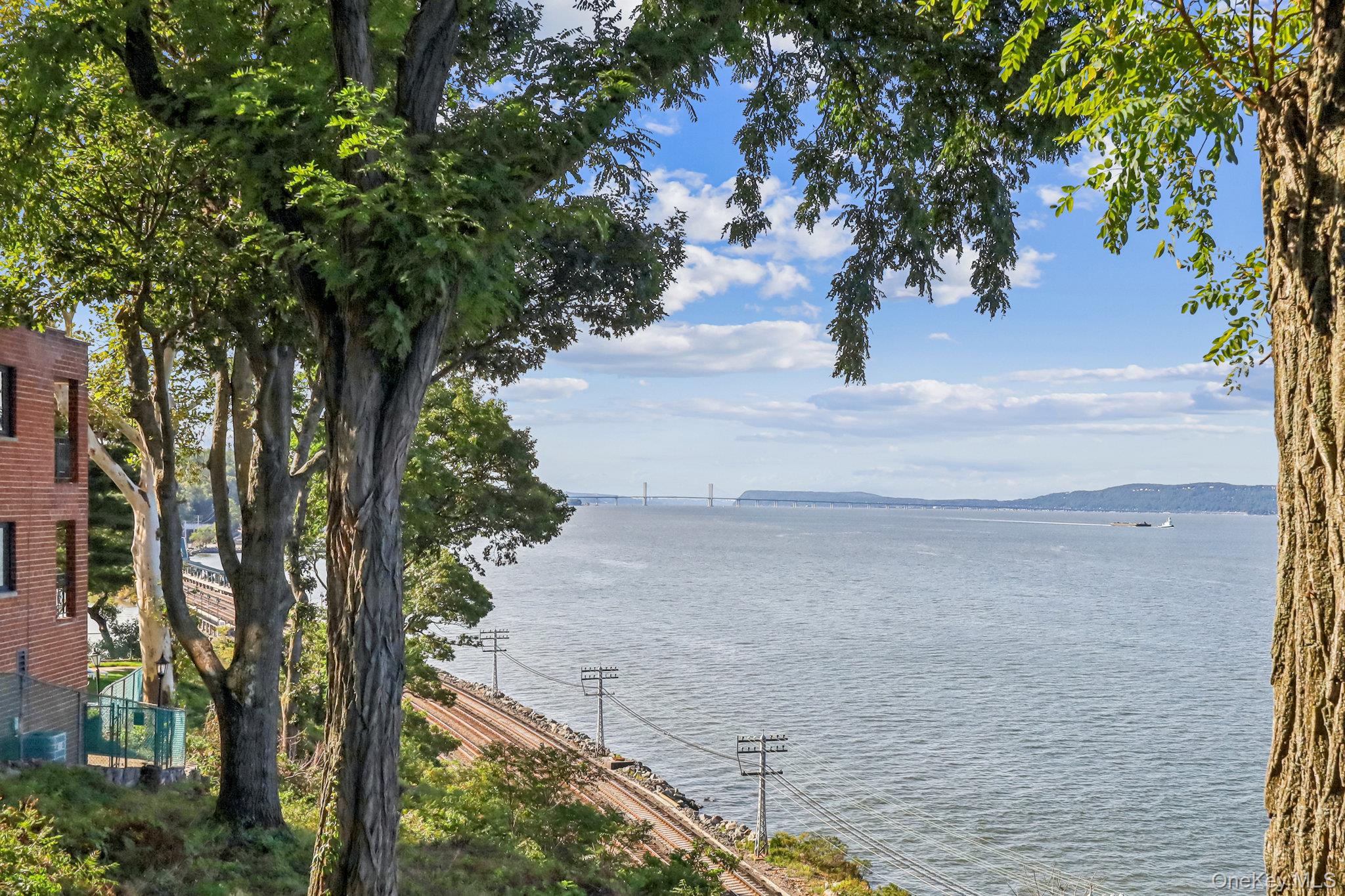 16 Rockledge Avenue # 3E-1, Ossining, NY 10562