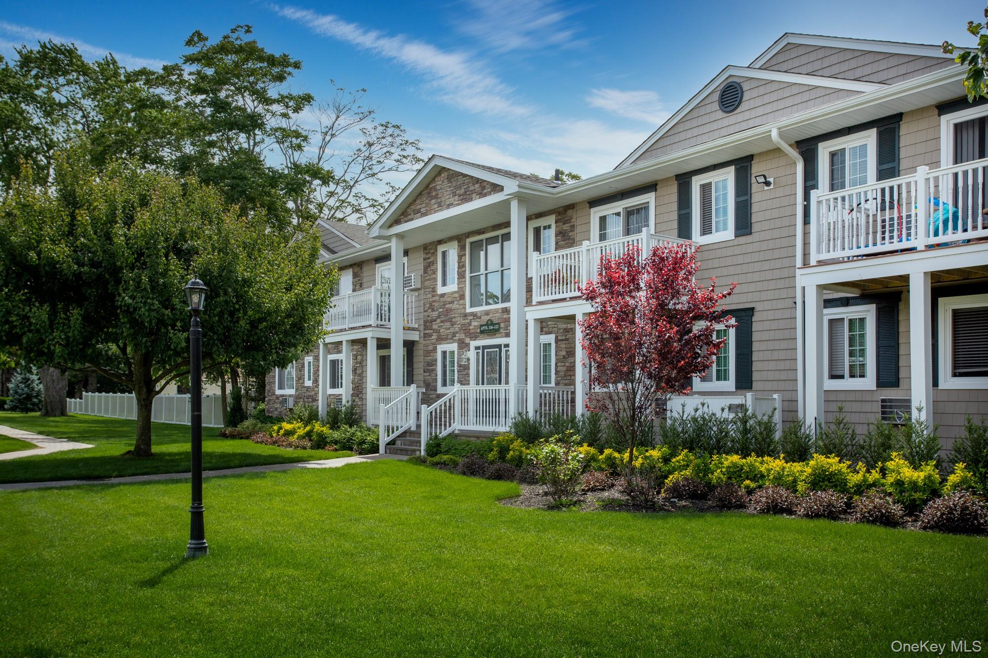 234 River Avenue # 25, Patchogue, NY 11772