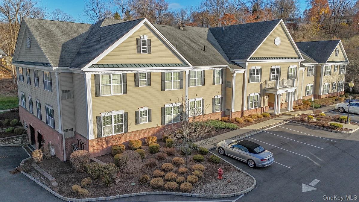 213 Canter Court, Goshen, NY 10924